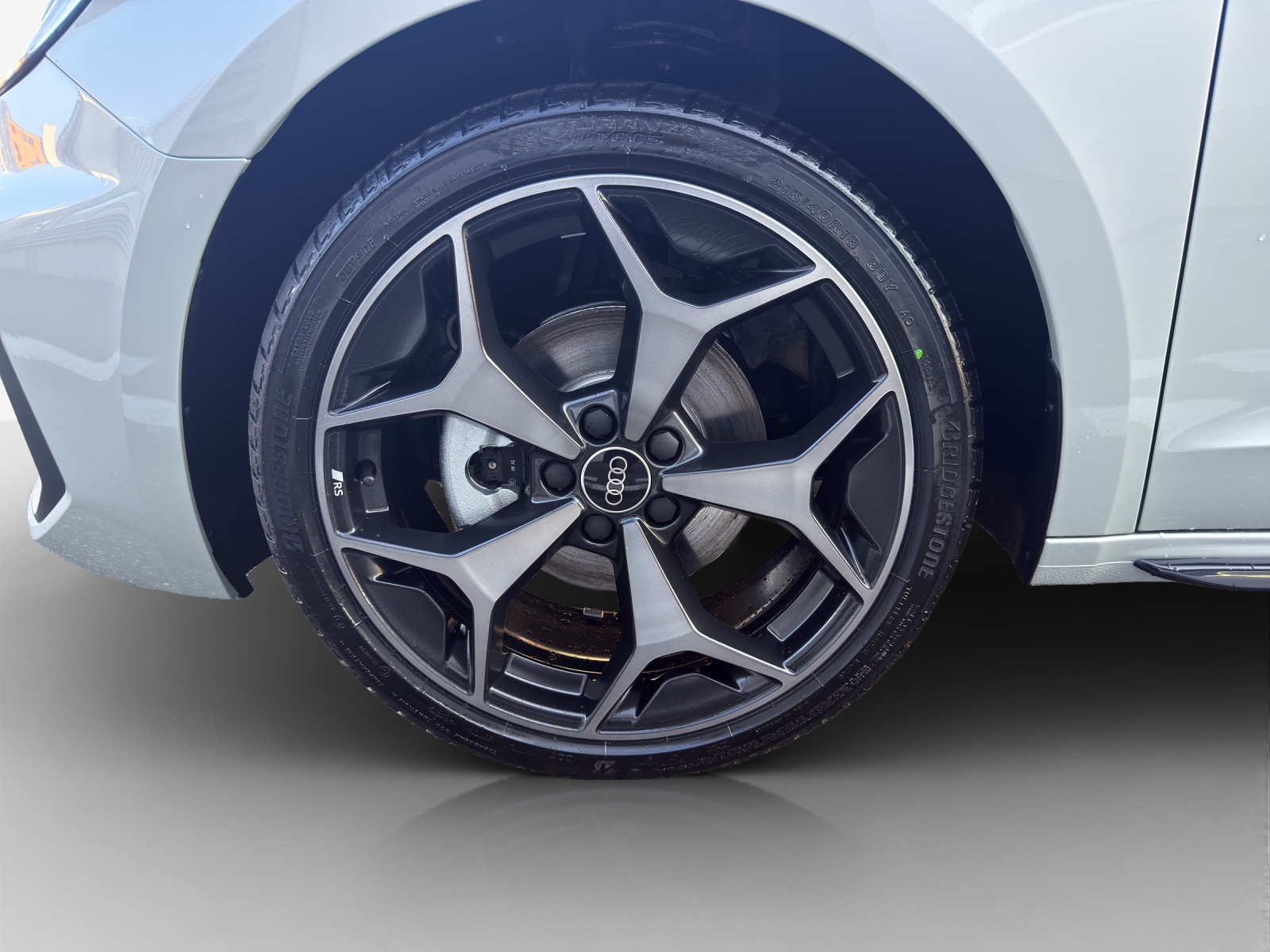 AUDI A1 Sportback 30 TFSI S Line Attraction S-tronic-image-12
