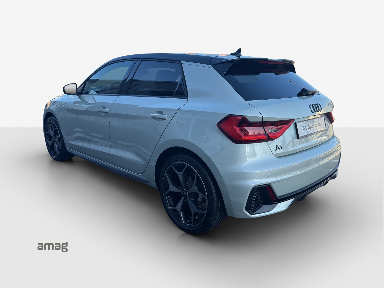 AUDI A1 Sportback 30 TFSI S Line Attraction S-tronic-image-1