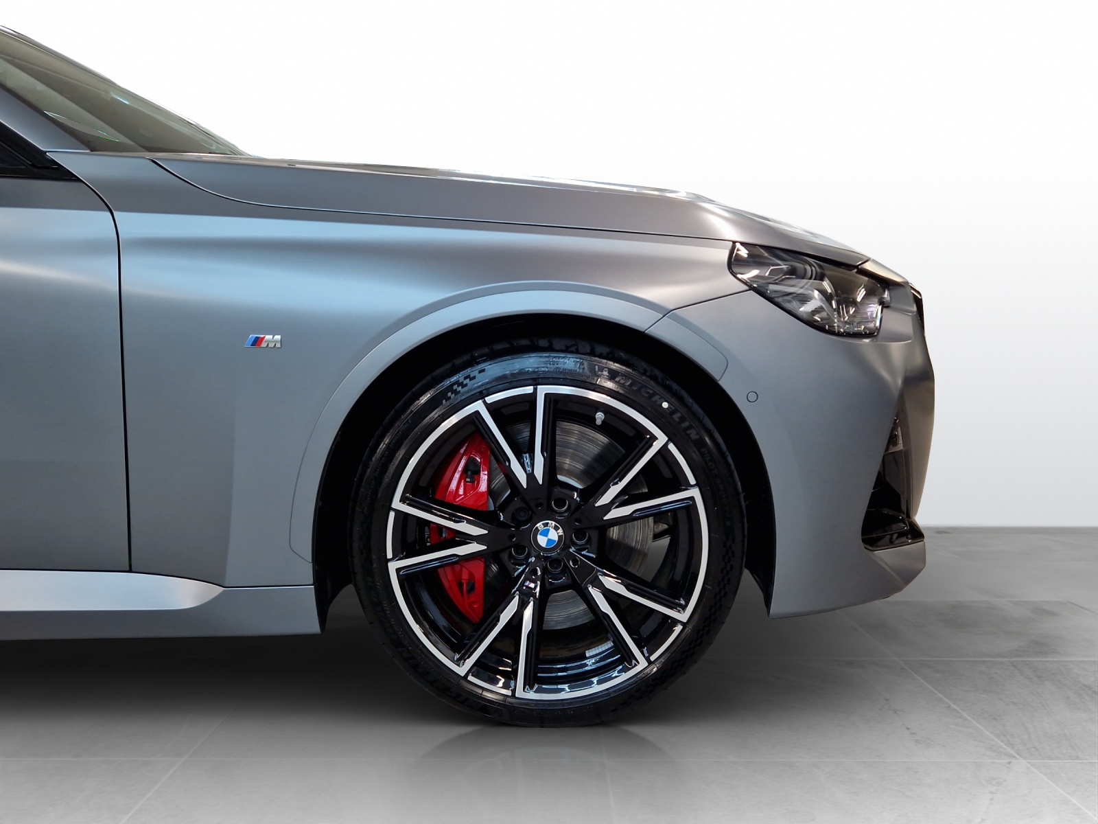 BMW M240i xDrive M Sport Pro Steptronic-image-8