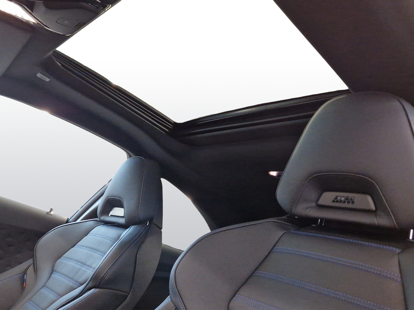 BMW M240i xDrive M Sport Pro Steptronic-image-17
