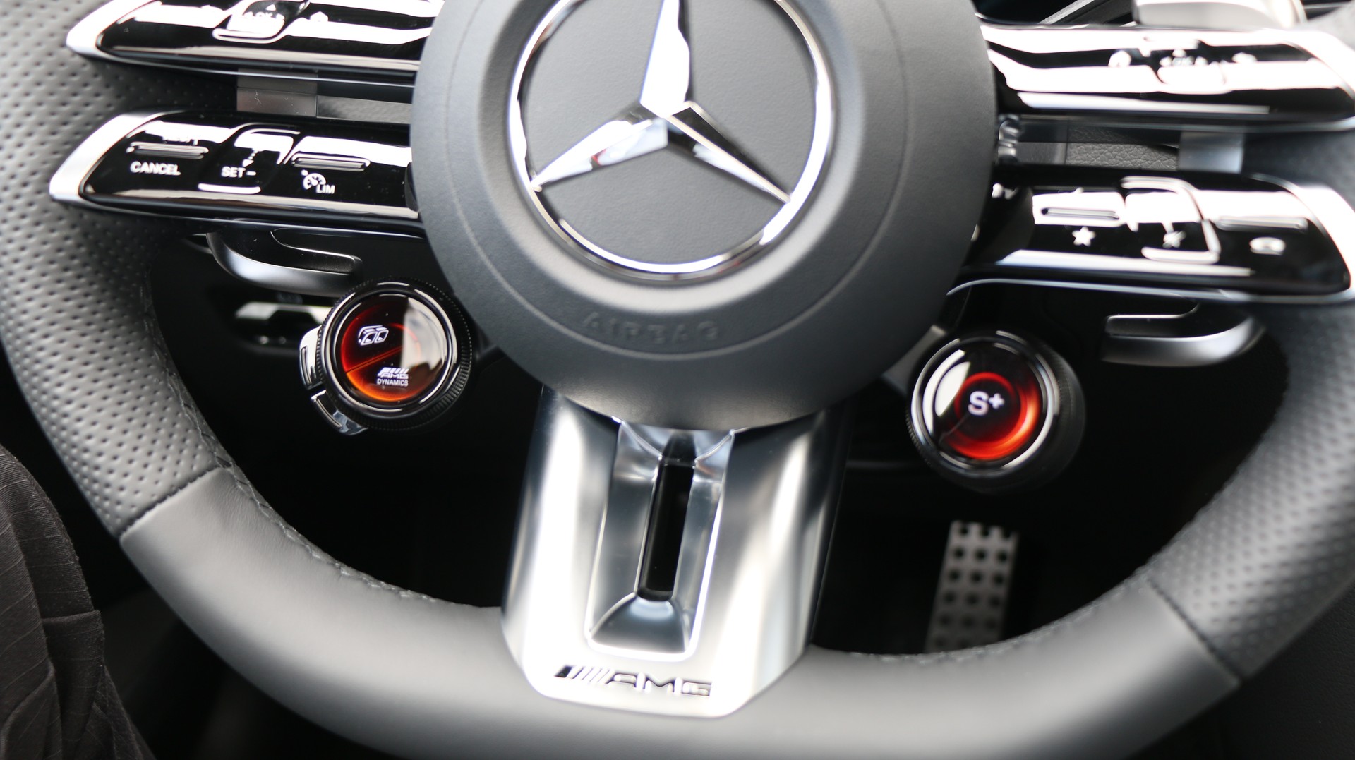 MERCEDES-BENZ AMG GLC 53 4MATIC+-image-12