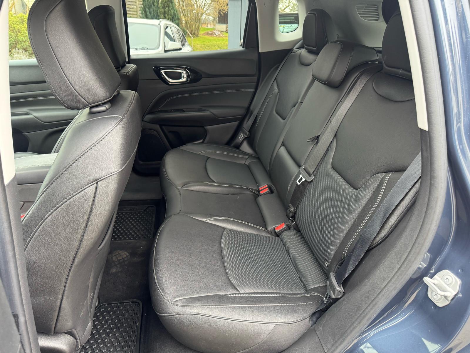 JEEP Compass 1.3 T PHEV Limited AWD-image-14
