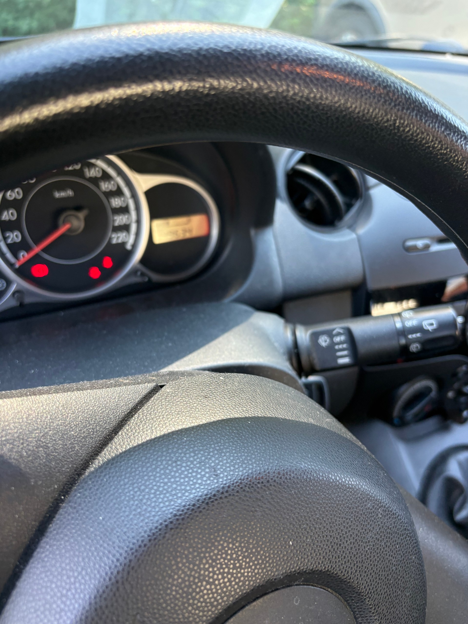 MAZDA 2 1.3i 16V Confort-image-10