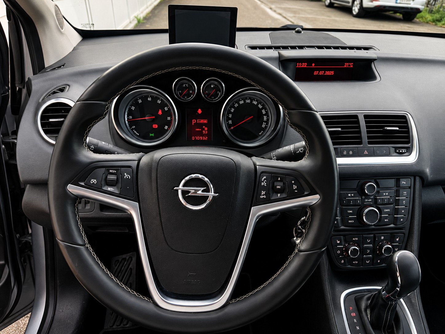 OPEL Meriva 1.4 Turbo Automatic-image-7