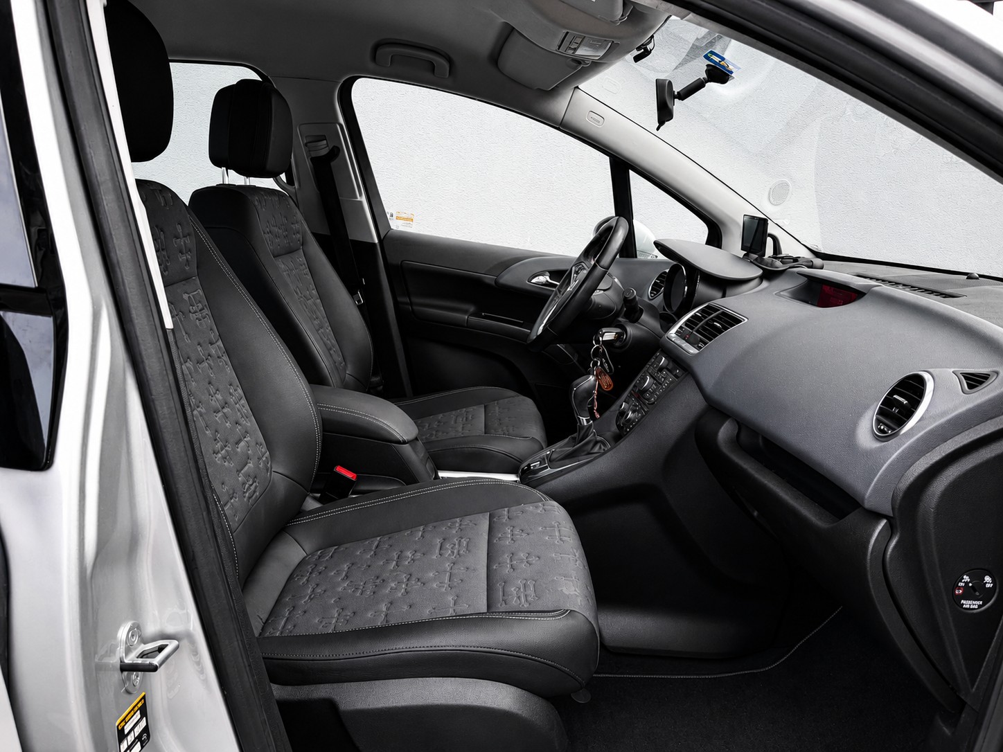 OPEL Meriva 1.4 Turbo Automatic-image-9