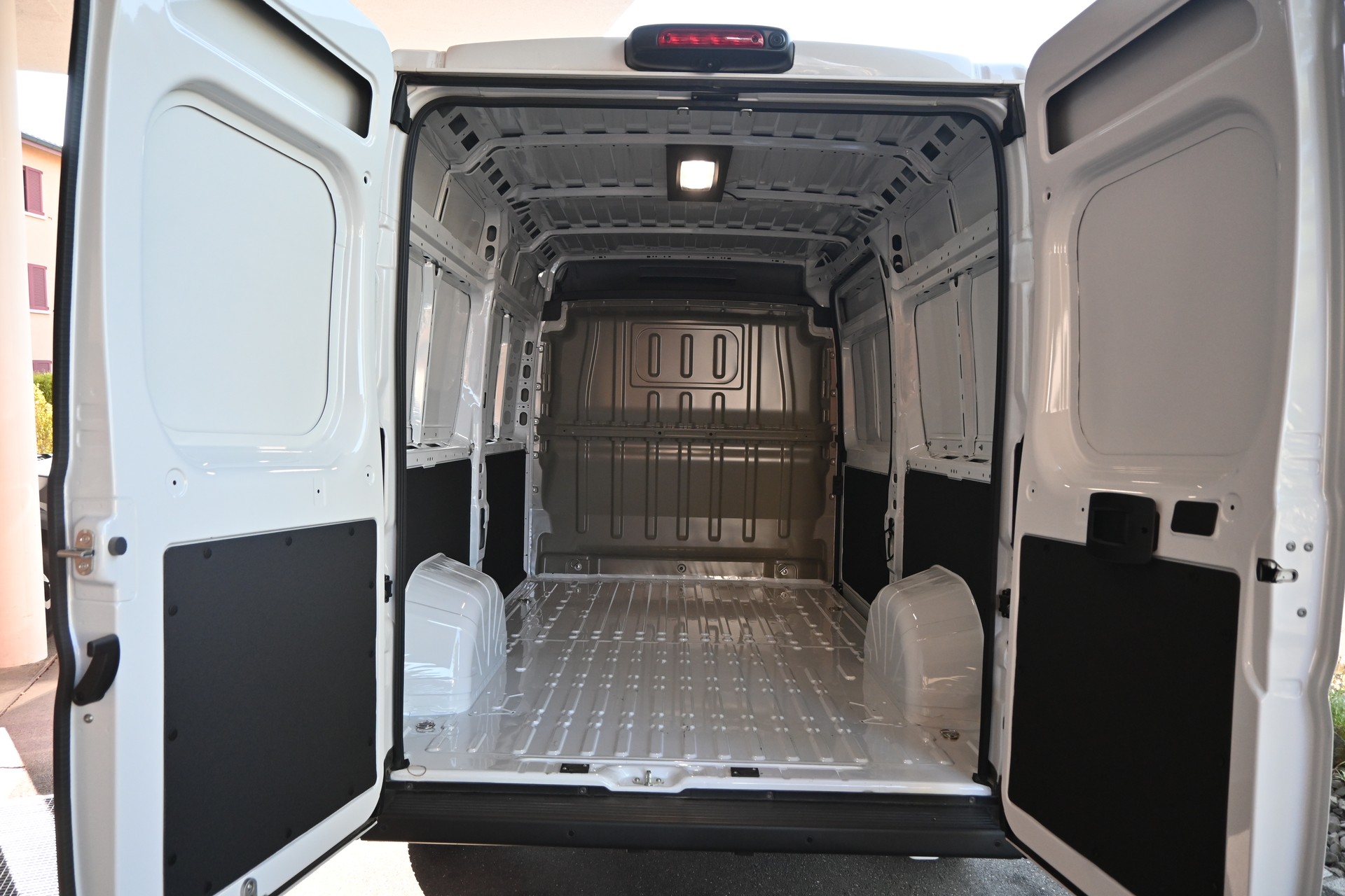 CITROEN Jumper Kaw. 33 L2H2 2.2 BlueHDi 140 S/S-image-3