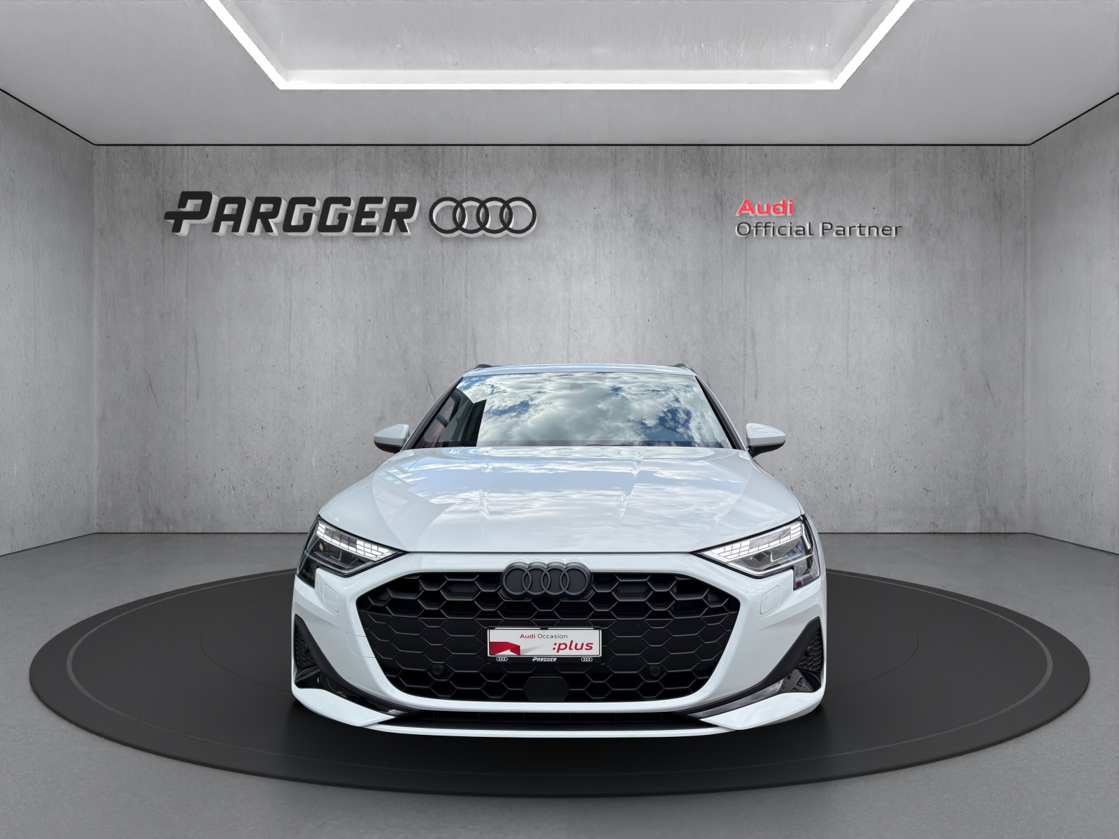 AUDI A3 Sportback TFSI 150 kW quattro advanced S tronic-image-1