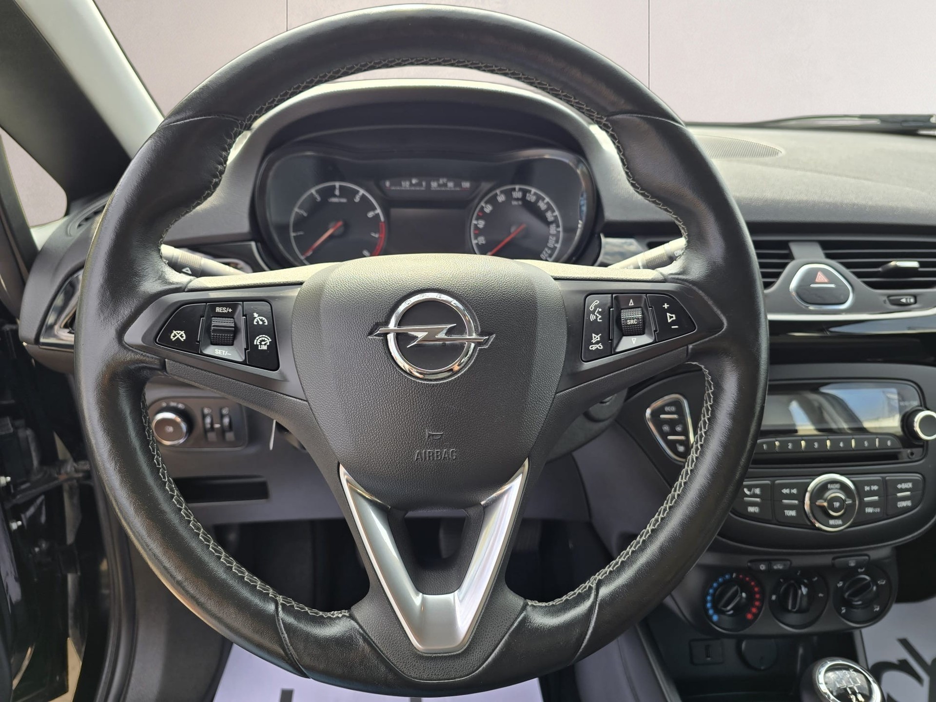 OPEL Corsa 1.4 TP Enjoy-image-9