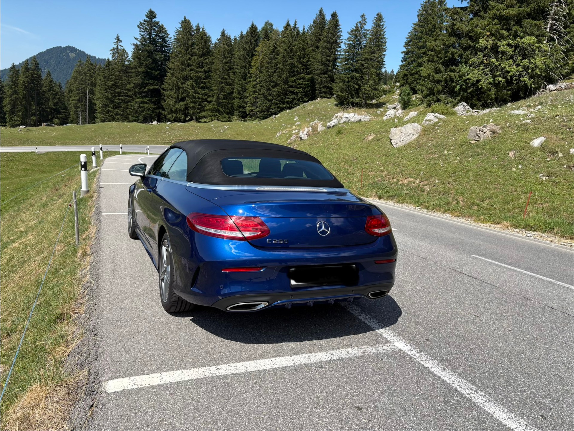 MERCEDES-BENZ C 250 AMG Line-image-3