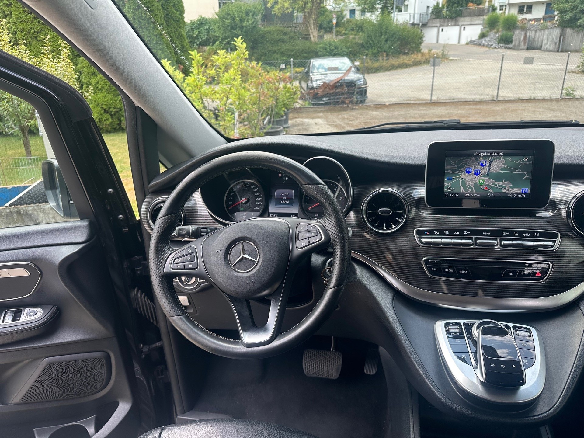 MERCEDES-BENZ V 250 d Avantgarde lang 4matic-image-7