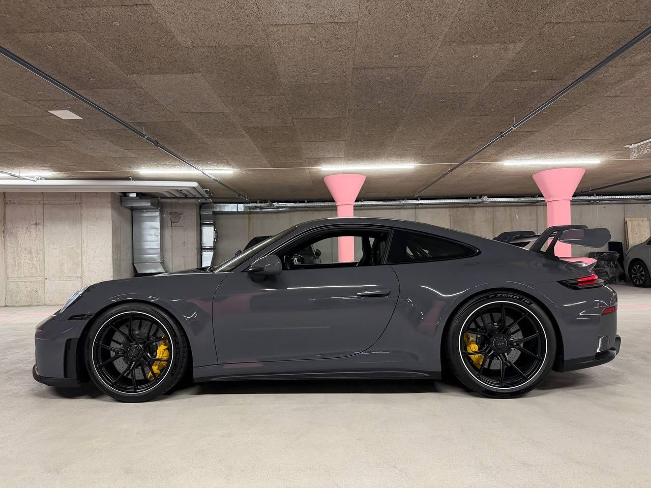 PORSCHE GT3 PDK mit PCCB-image-3