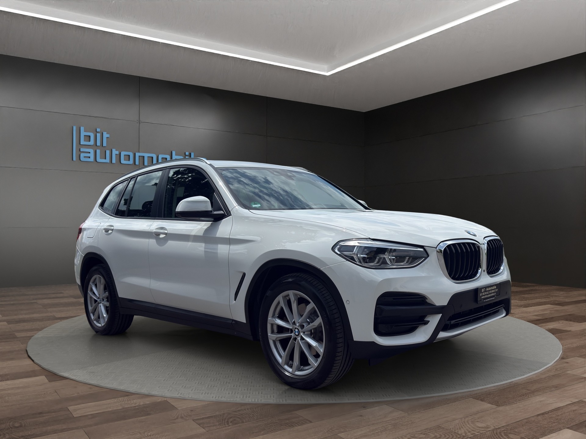 BMW X3 xDrive 20d Luxury Line Steptronic-image-9