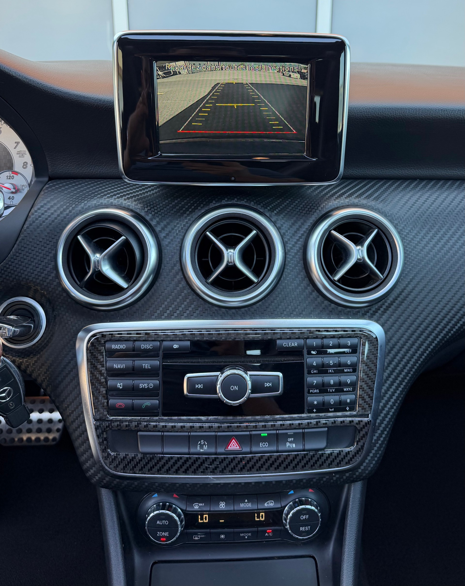 MERCEDES-BENZ A 250 AMG Line 7G-DCT-image-10
