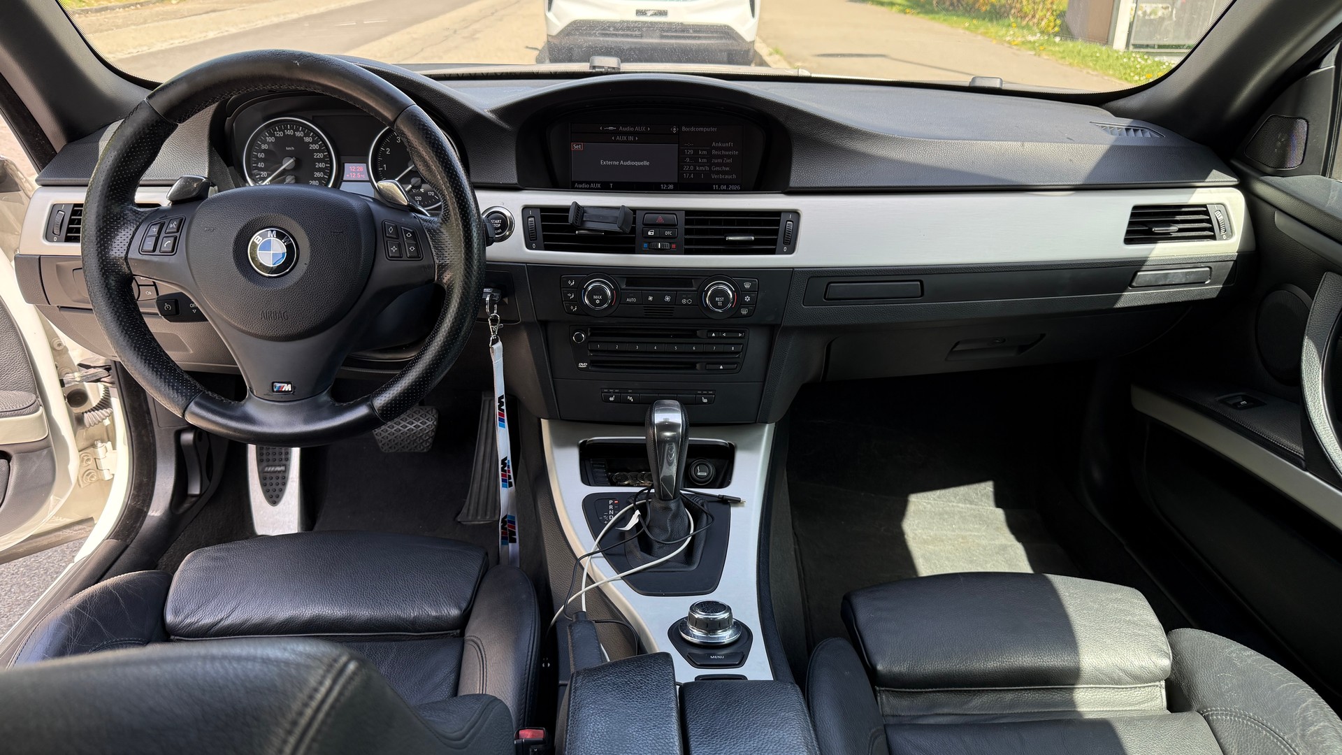 BMW 335i Steptronic M-Paket-image-4