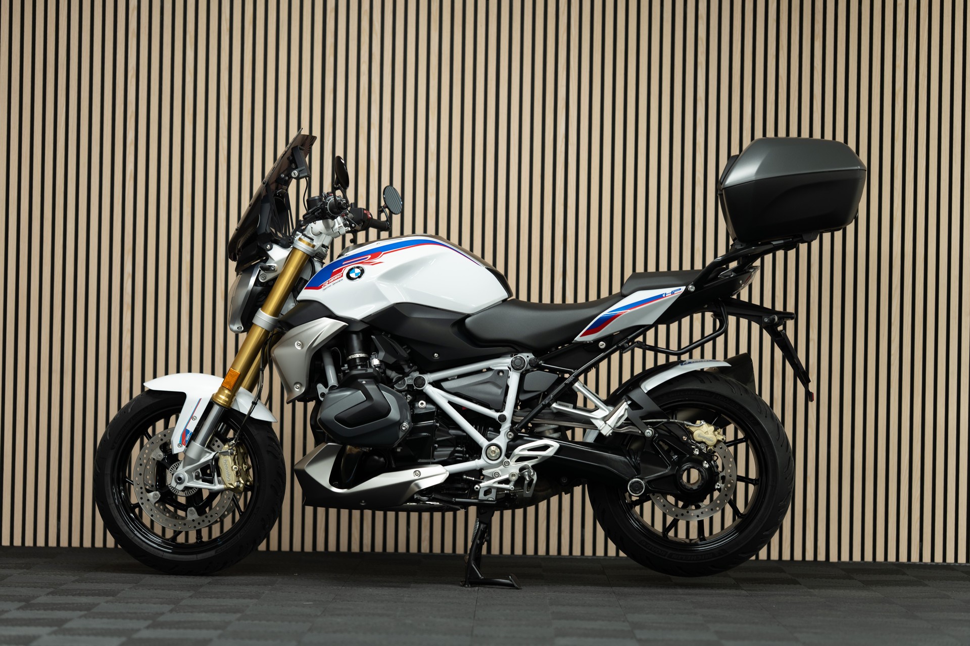 BMW R 1250 R-showroom-element-1