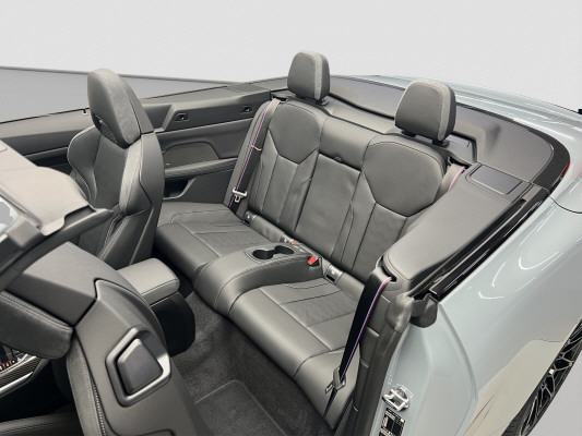 BMW M4 Cabrio Competit.M xDr-image-9
