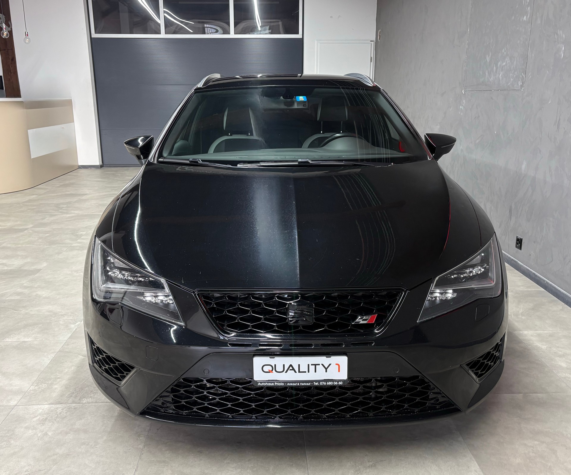 SEAT Leon ST 2.0 TSI Cupra 280 DSG-image-2