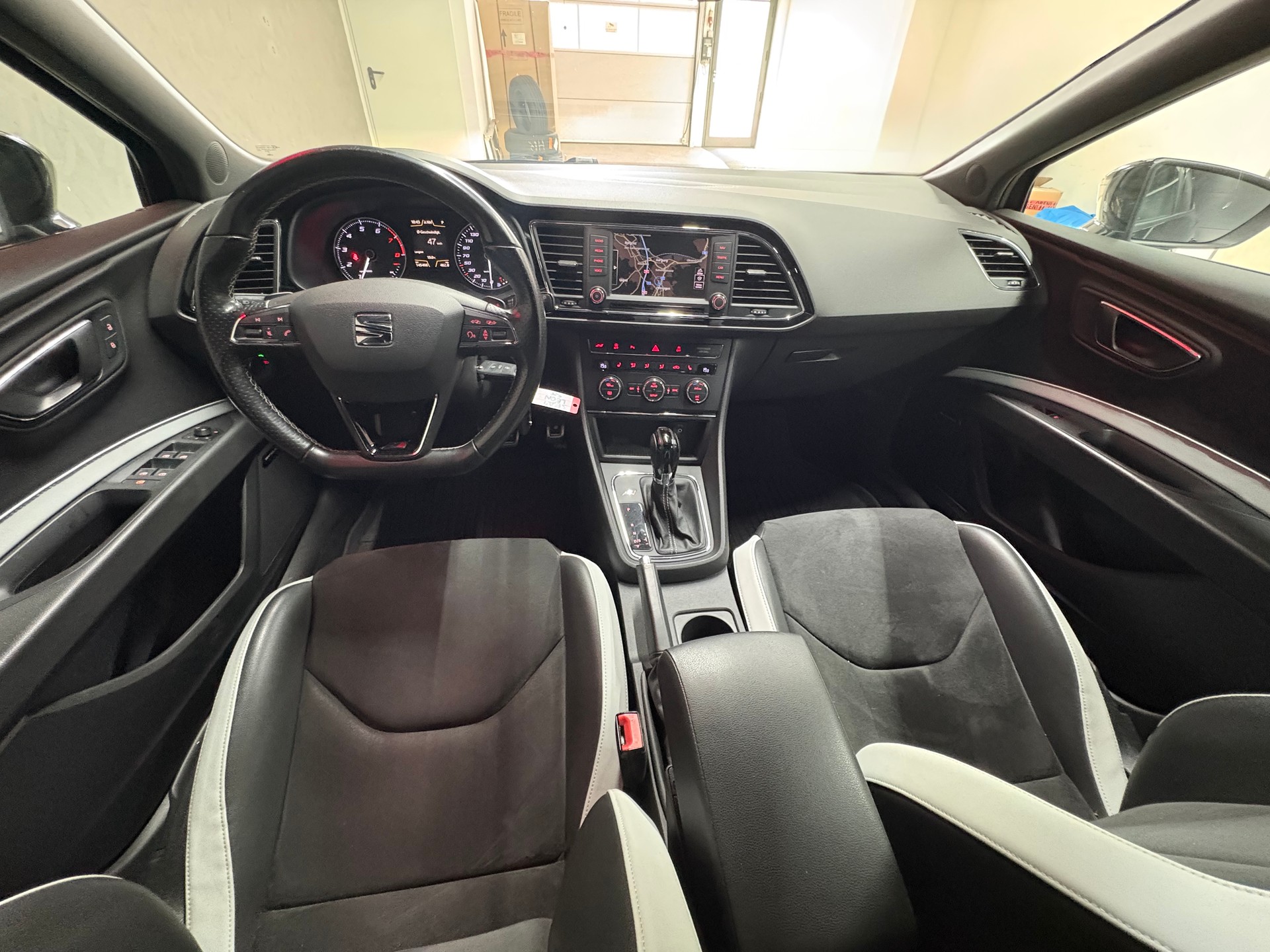 SEAT Leon ST 2.0 TSI Cupra 280 DSG-image-7