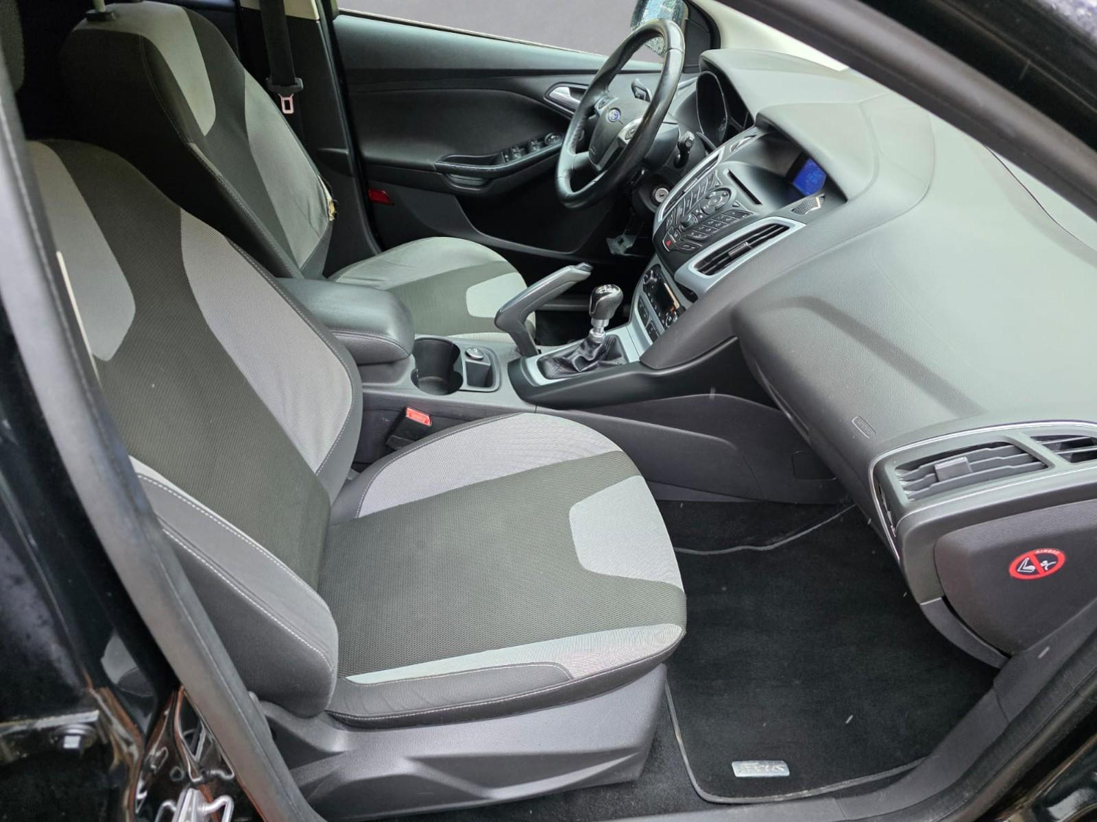 FORD Focus 1.6 SCTi Trend-image-4