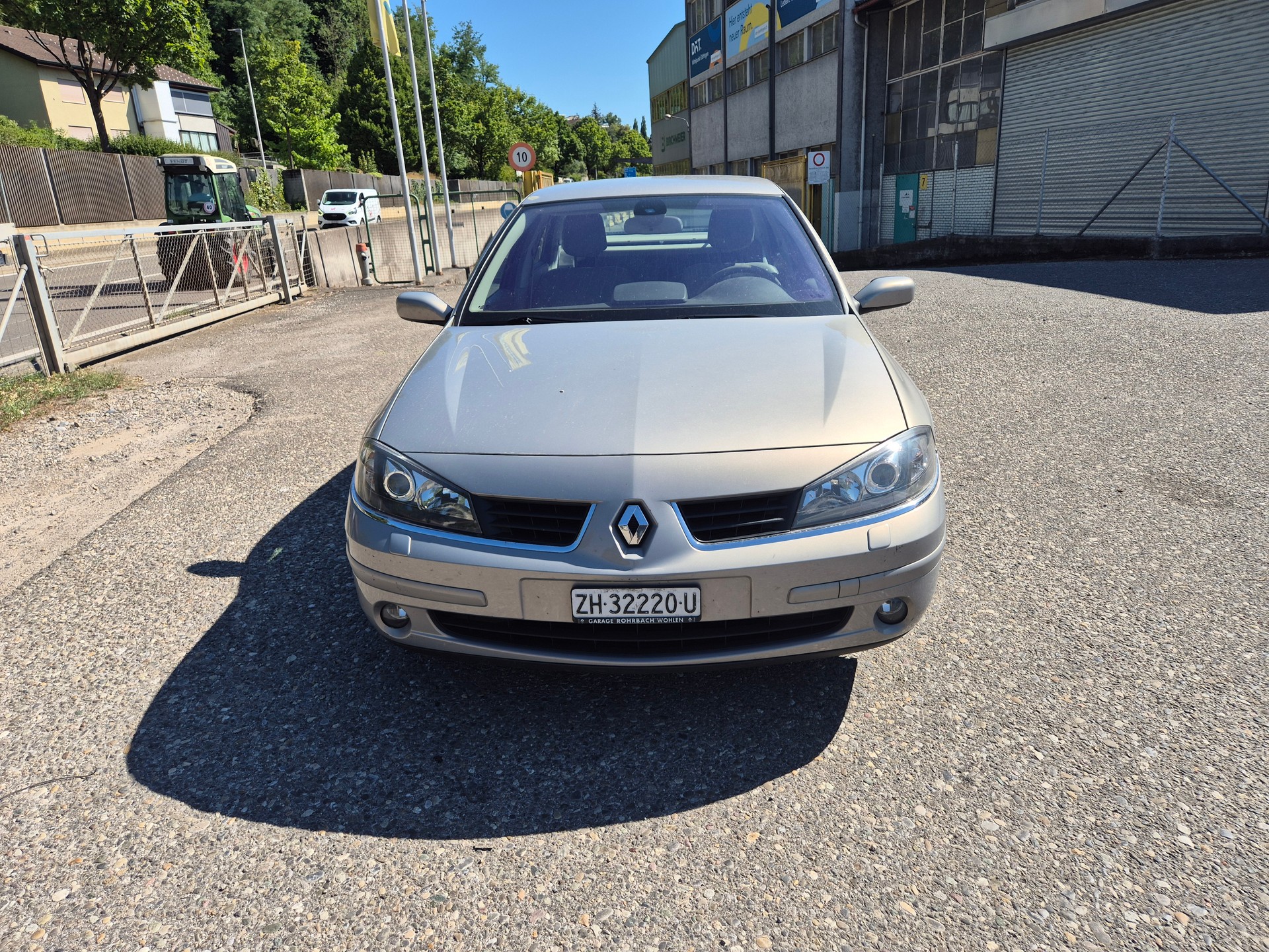 RENAULT Laguna 2.0 16V T Privilège-image-0