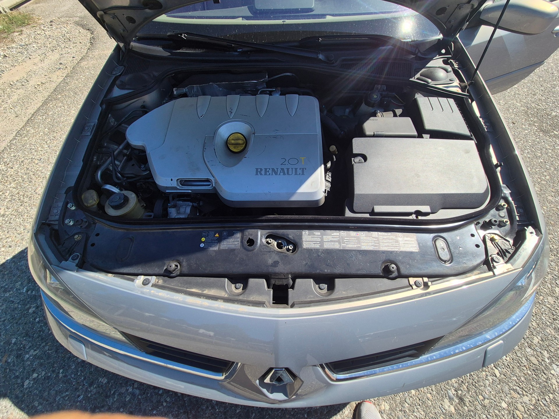 RENAULT Laguna 2.0 16V T Privilège-image-11