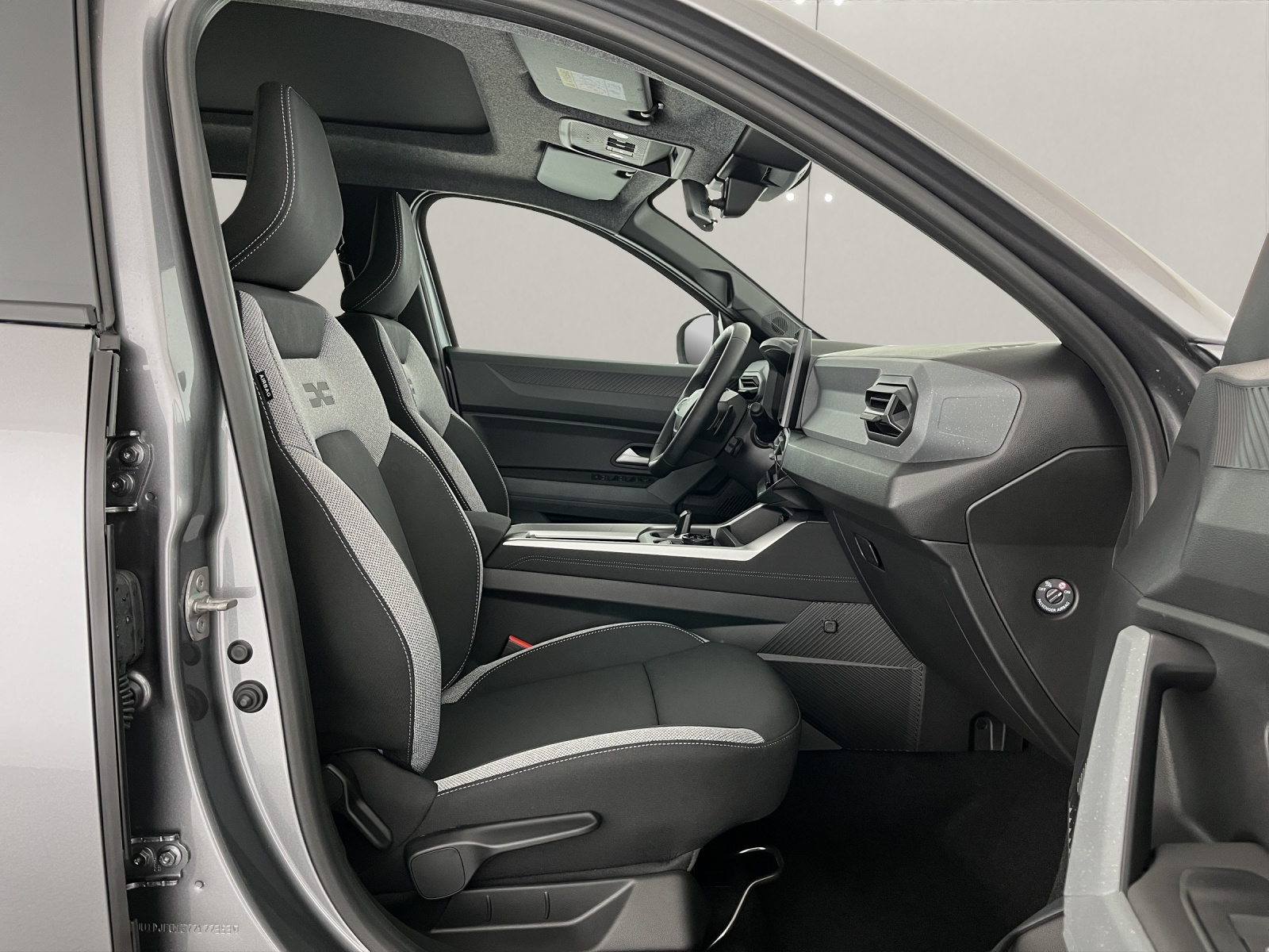 DACIA Bigster 1.2 Hybrid Journey 4WD-image-15
