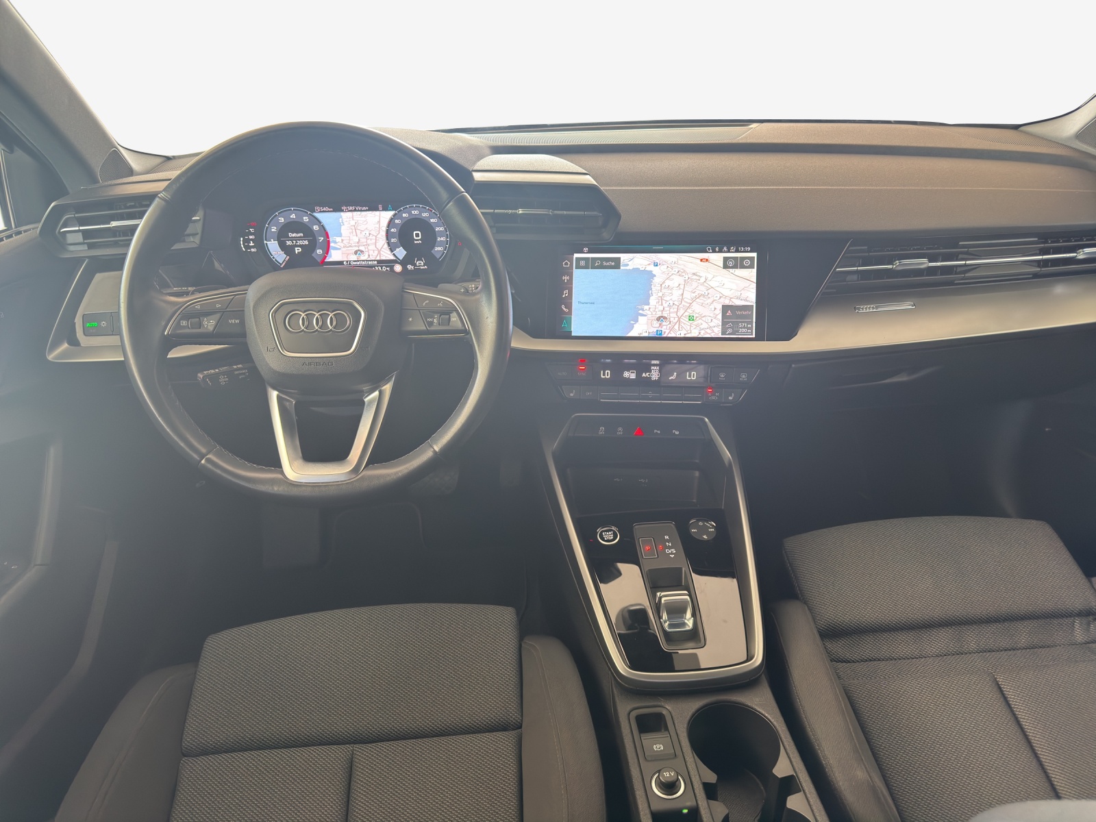 AUDI A3 Sportback 35 TFSI Attraction S-tronic-image-8