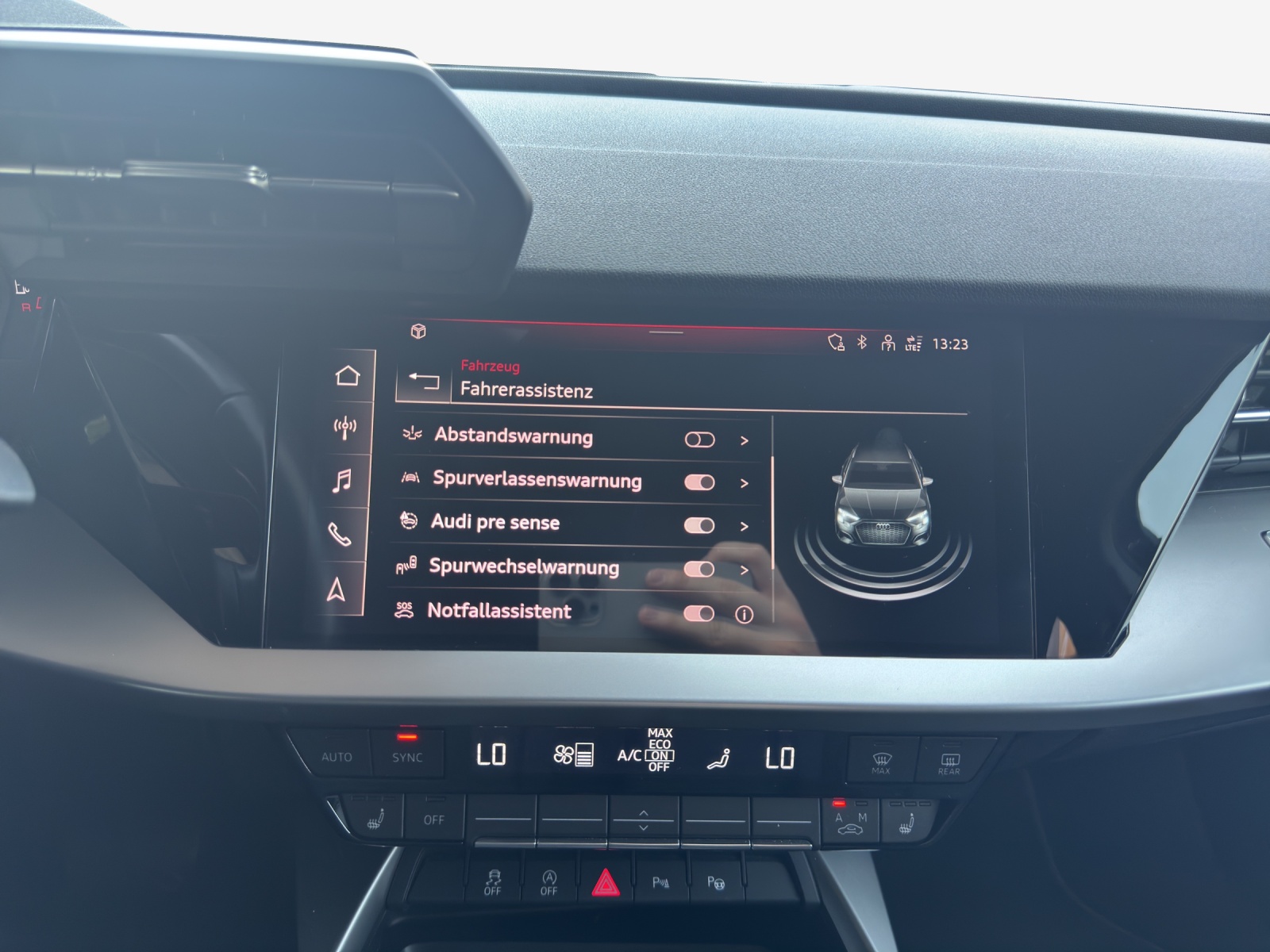 AUDI A3 Sportback 35 TFSI Attraction S-tronic-image-15
