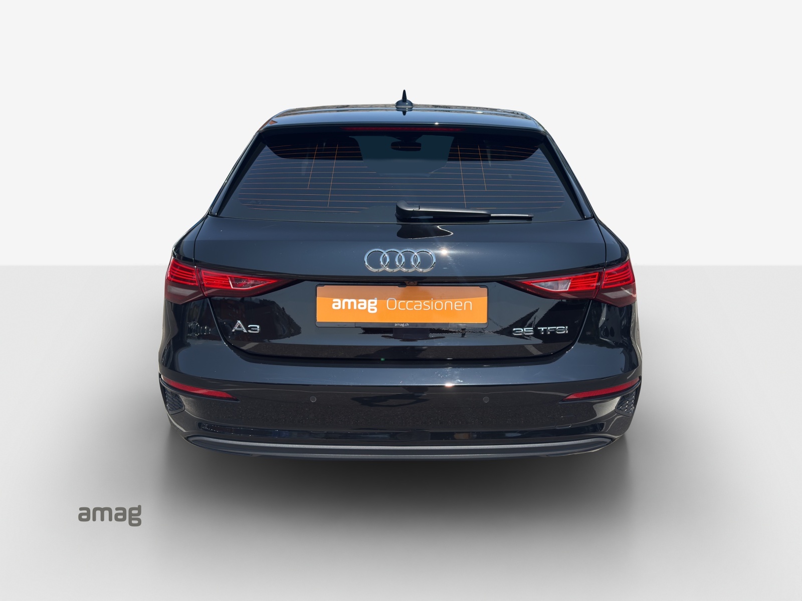 AUDI A3 Sportback 35 TFSI Attraction S-tronic-image-3