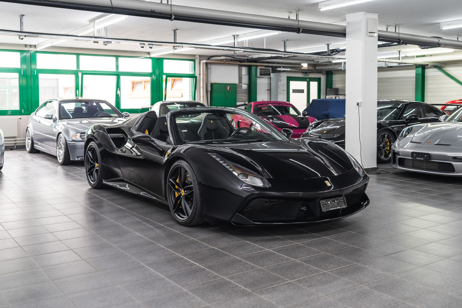 FERRARI 488 Spider 3.9 V8-image-2