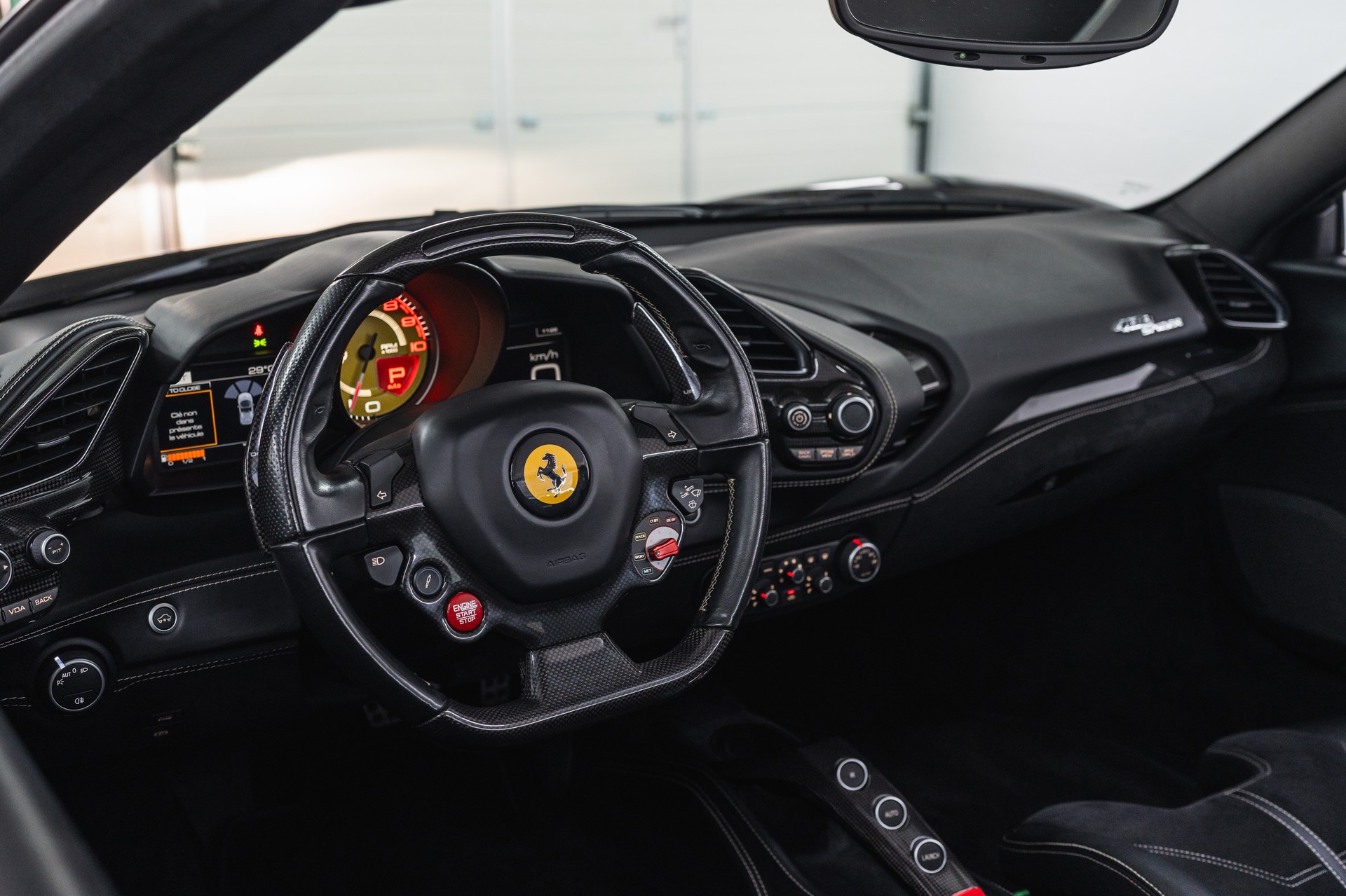 FERRARI 488 Spider 3.9 V8-image-9