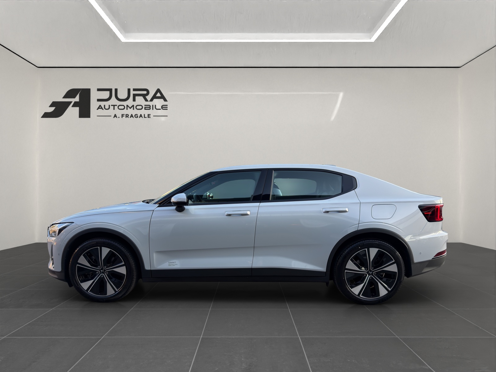 POLESTAR 2 Standard Range Single Motor-image-3
