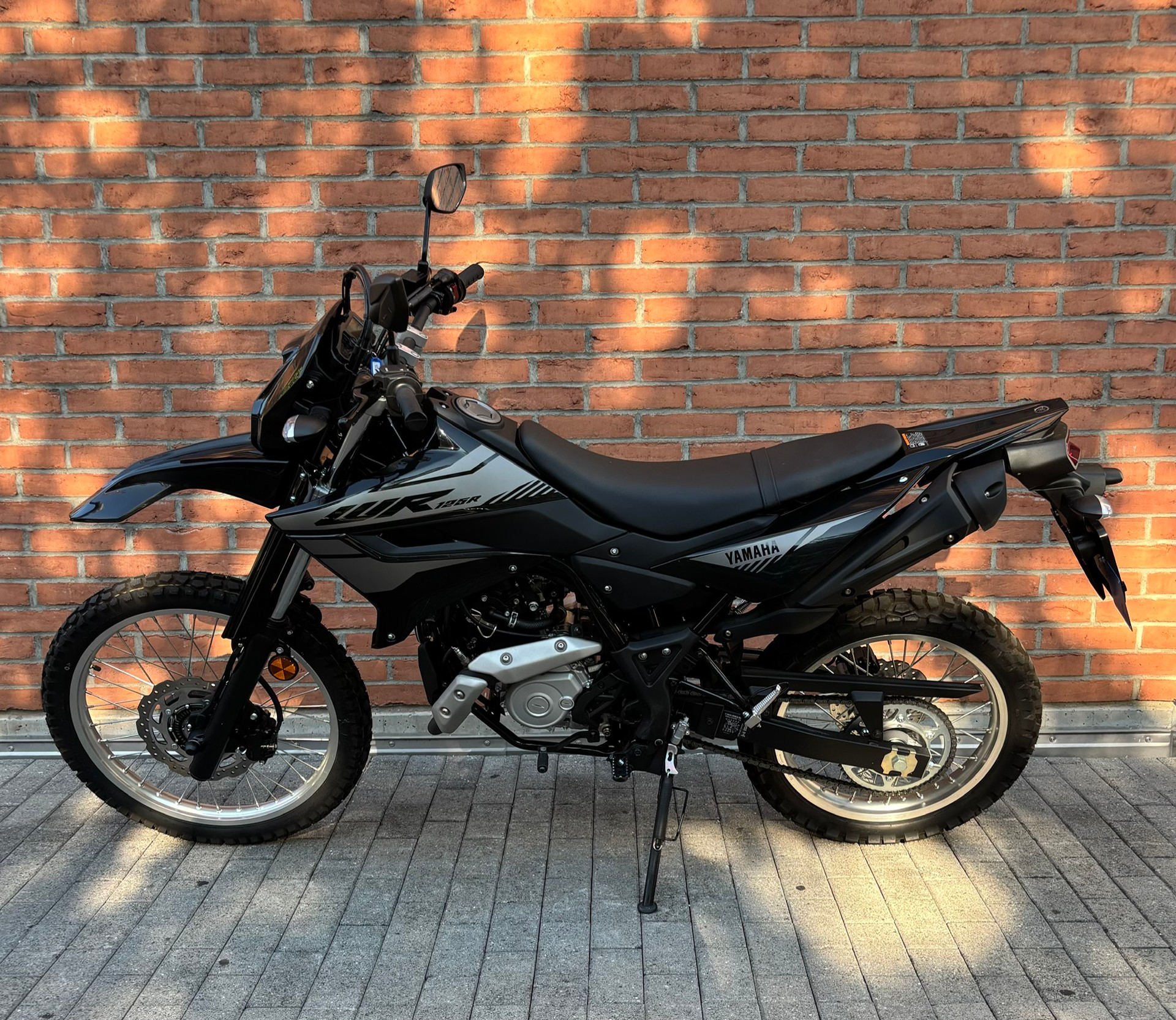 YAMAHA WR 125-image-4
