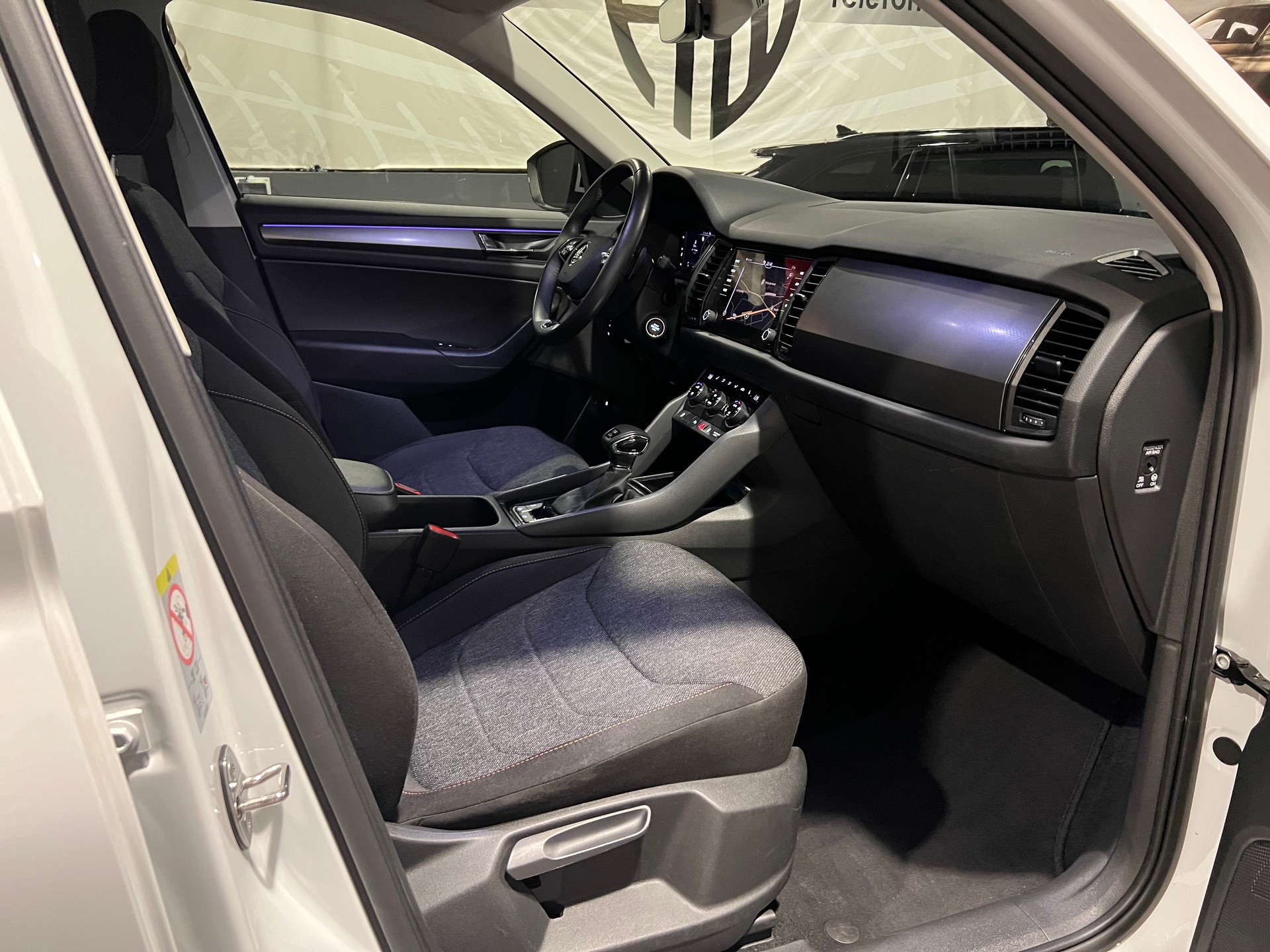 SKODA Kodiaq 2.0 TDI SCR Clever 4x4 DSG-image-13