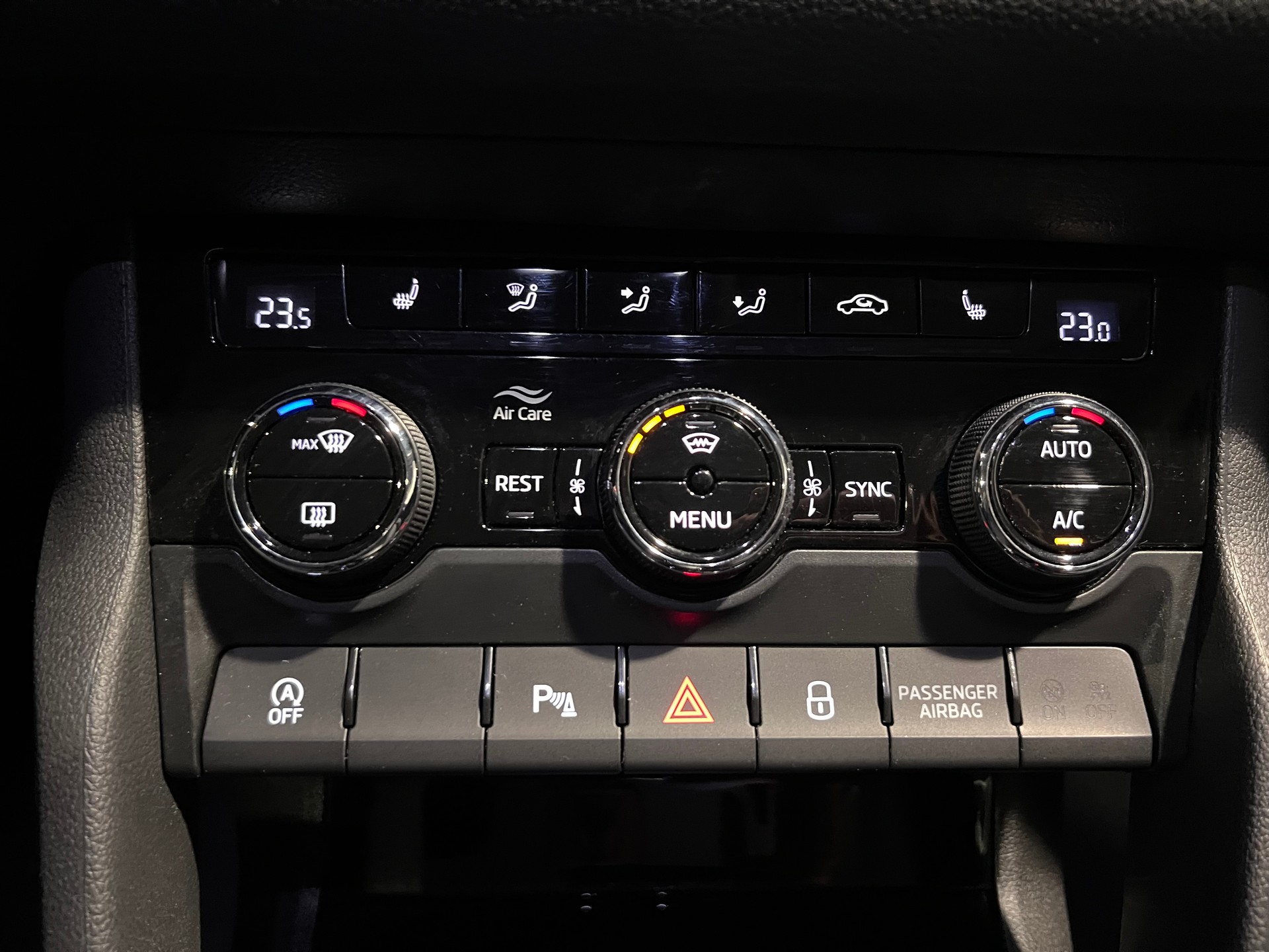 SKODA Kodiaq 2.0 TDI SCR Clever 4x4 DSG-image-20