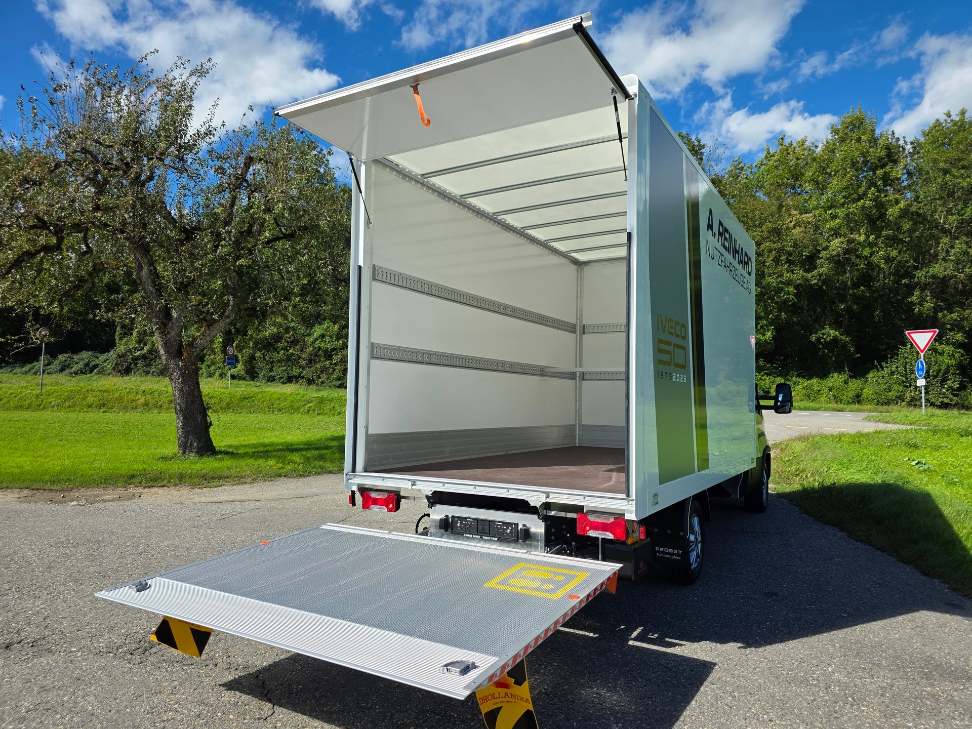 IVECO 35 S 21H A8-image-9