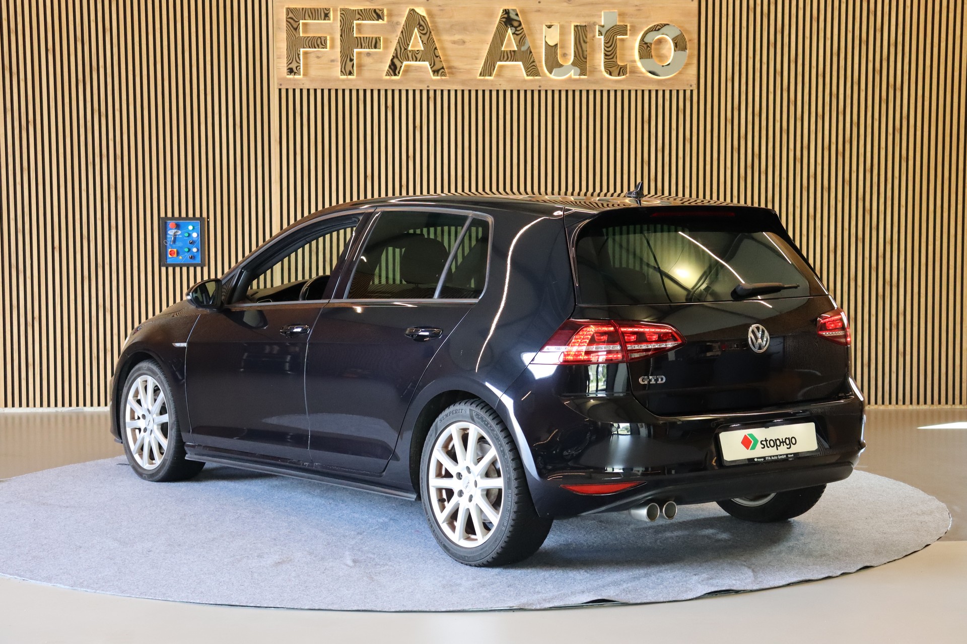 VW Golf VII 2.0 TDI GTD DSG-image-8