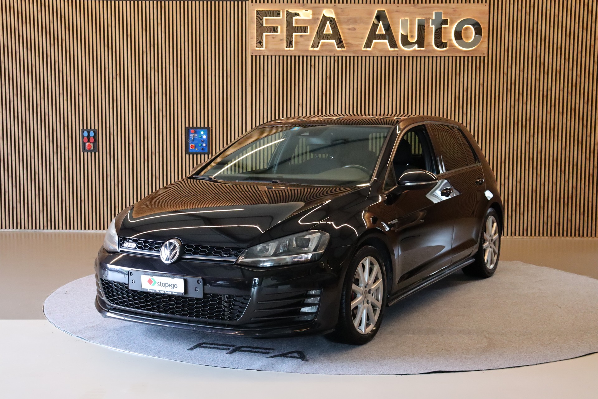 VW Golf VII 2.0 TDI GTD DSG-image-0
