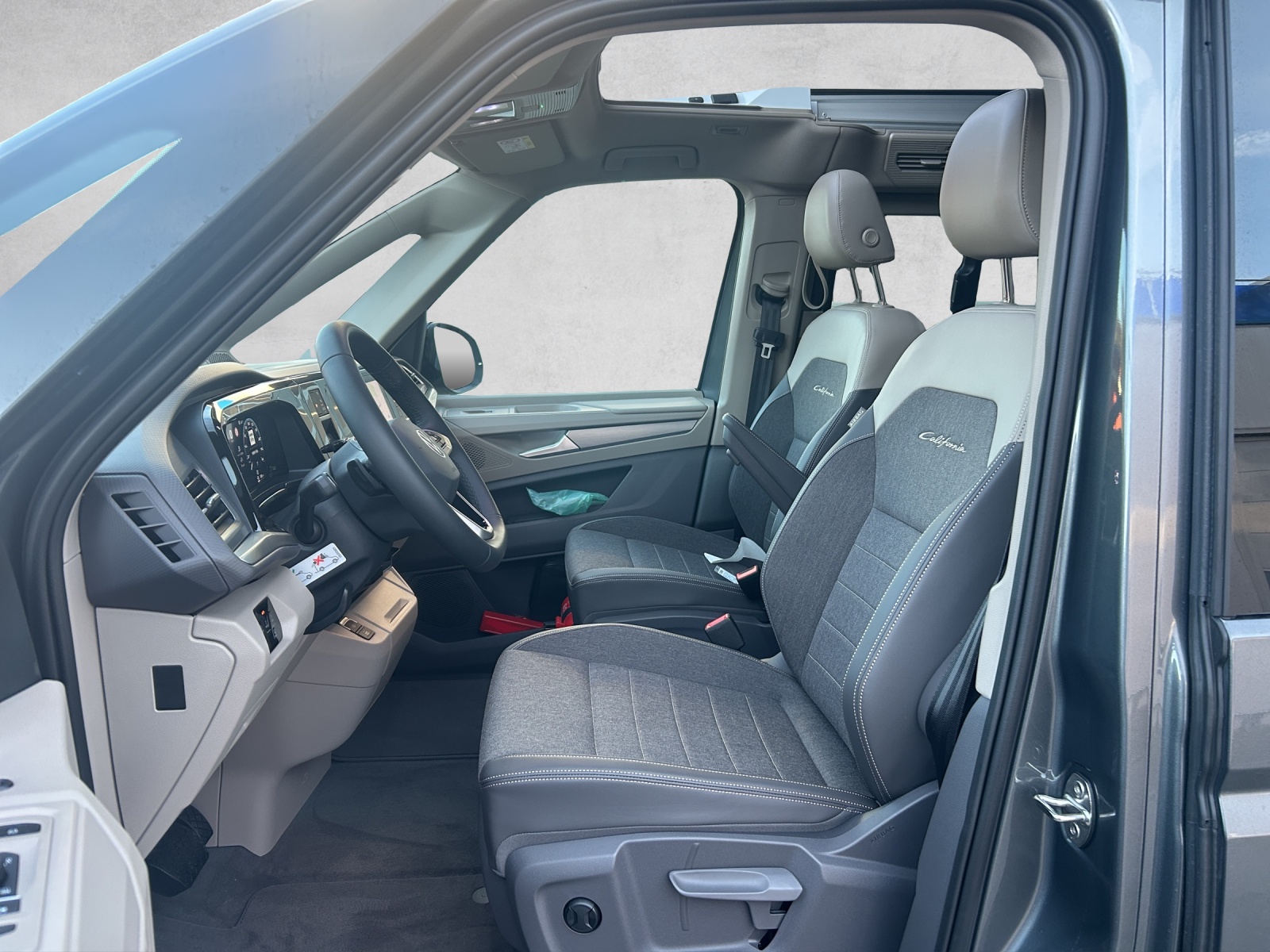 VW California 2.0 TDI Ocean-image-11