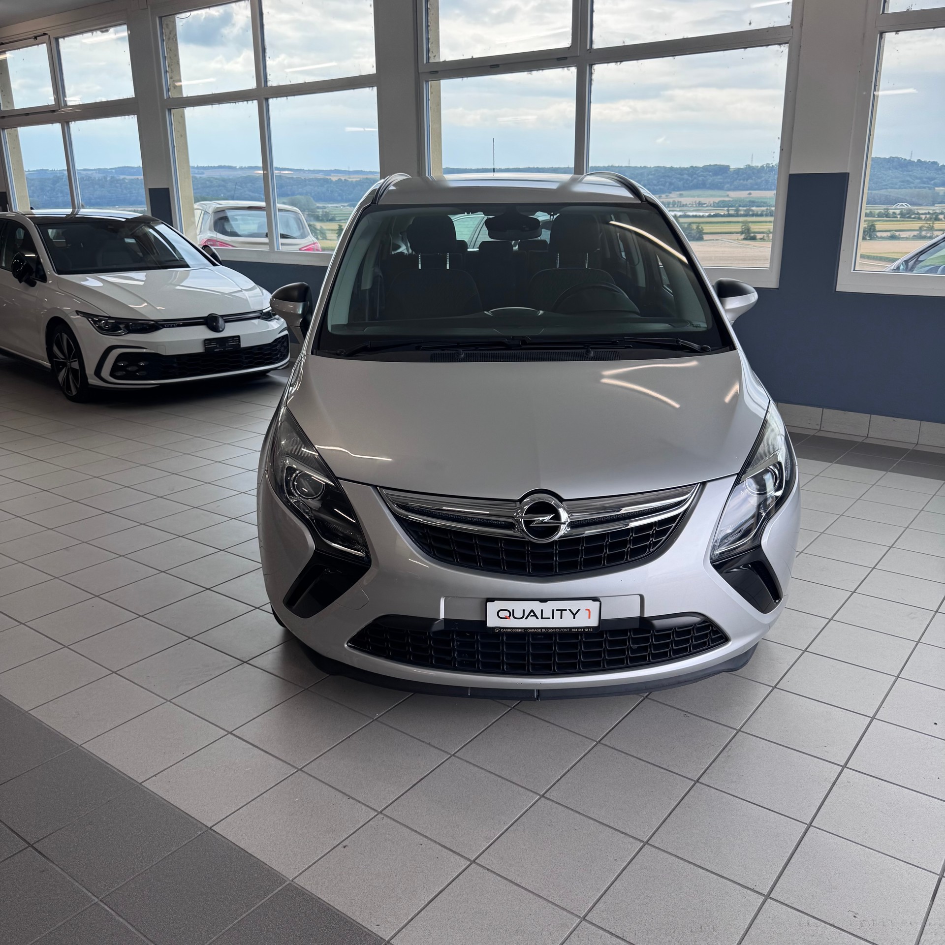 OPEL Zafira Tourer 1.6i 16V CNG Turbo Active Edition-image-3