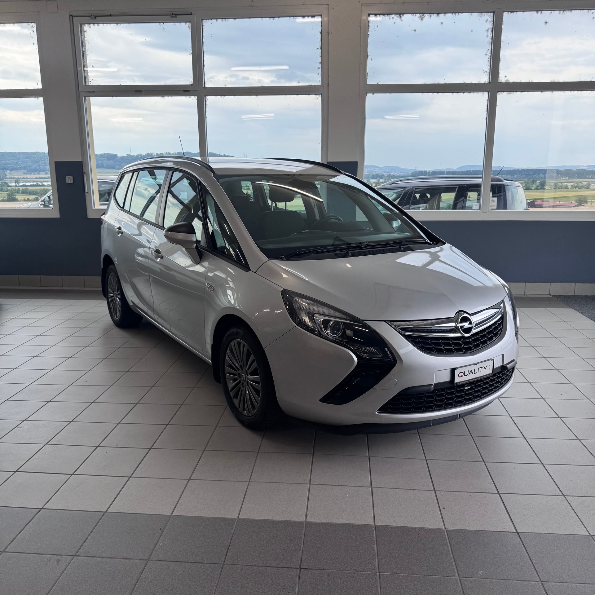 OPEL Zafira Tourer 1.6i 16V CNG Turbo Active Edition-image-4