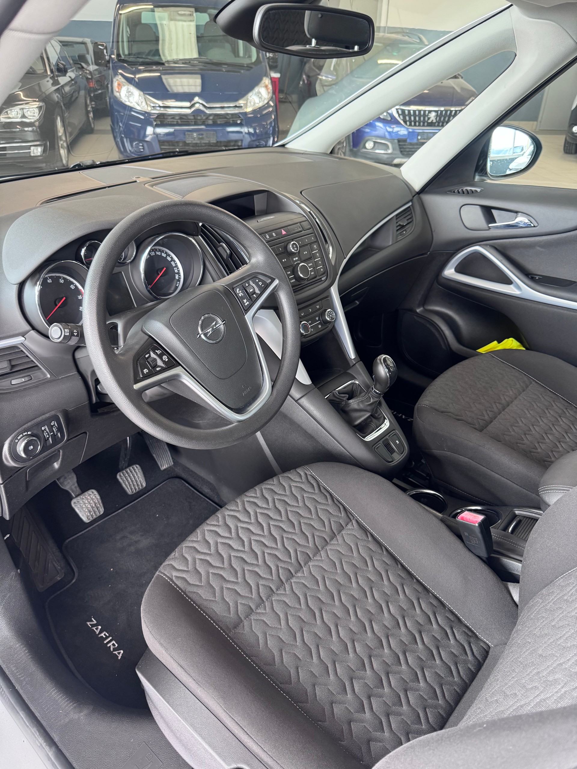 OPEL Zafira Tourer 1.6i 16V CNG Turbo Active Edition-image-7