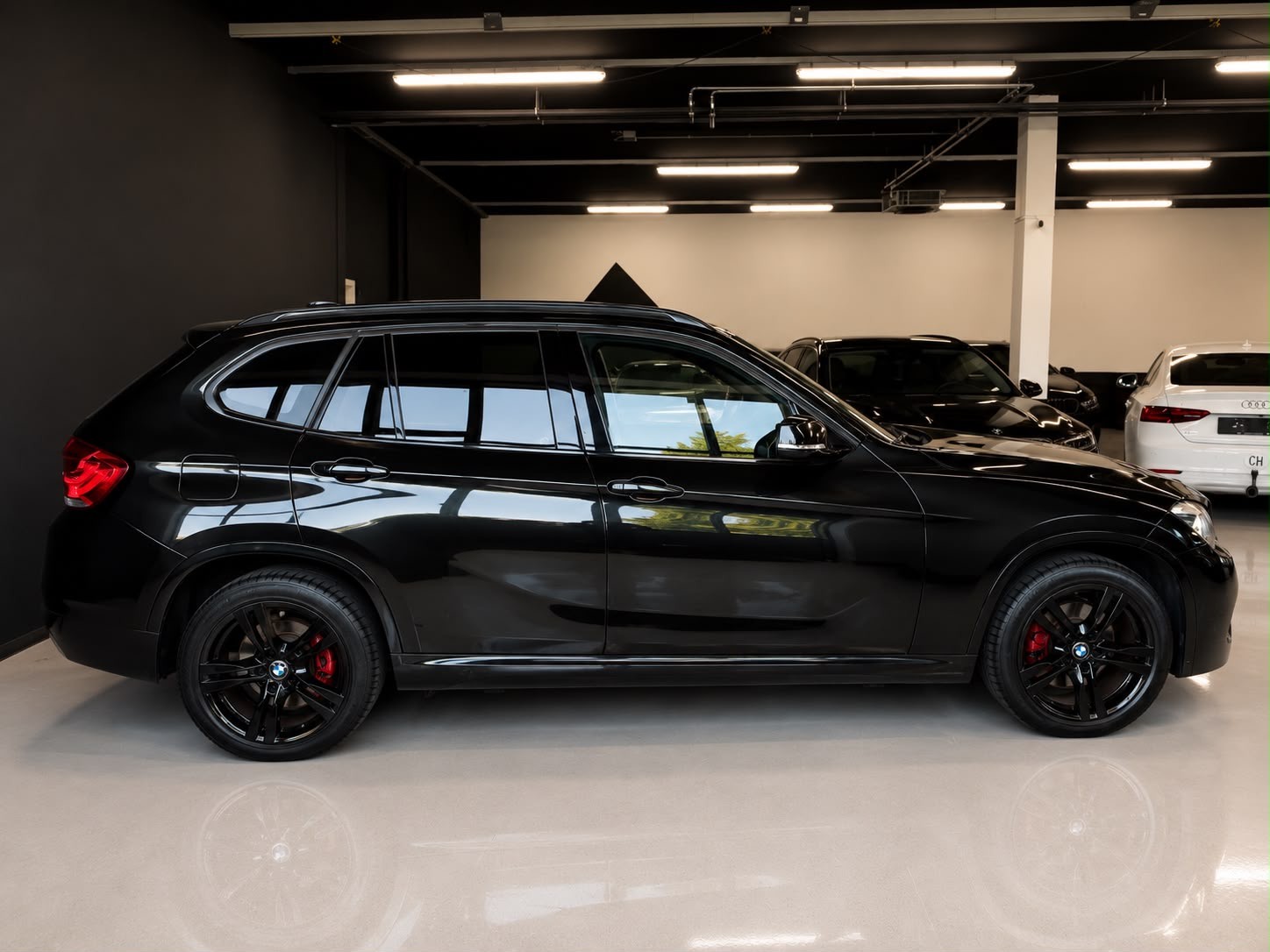 BMW X1 xDrive 25d Sport Line Steptronic-image-8