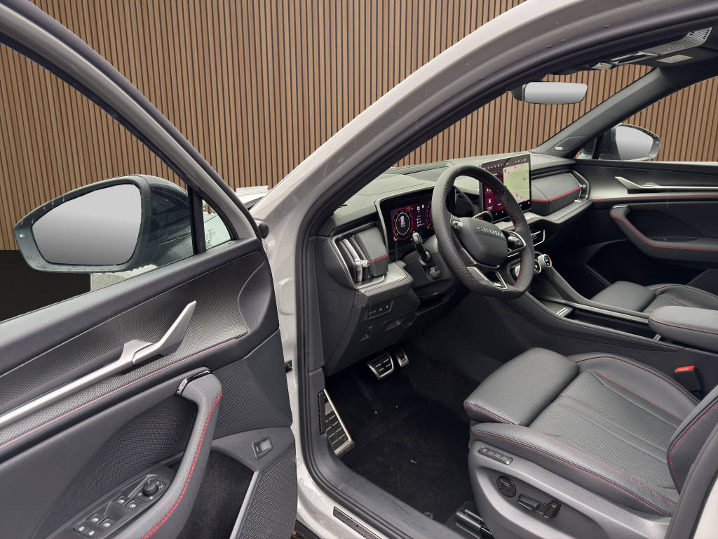 SKODA Kodiaq 2.0 TSI RS-image-10