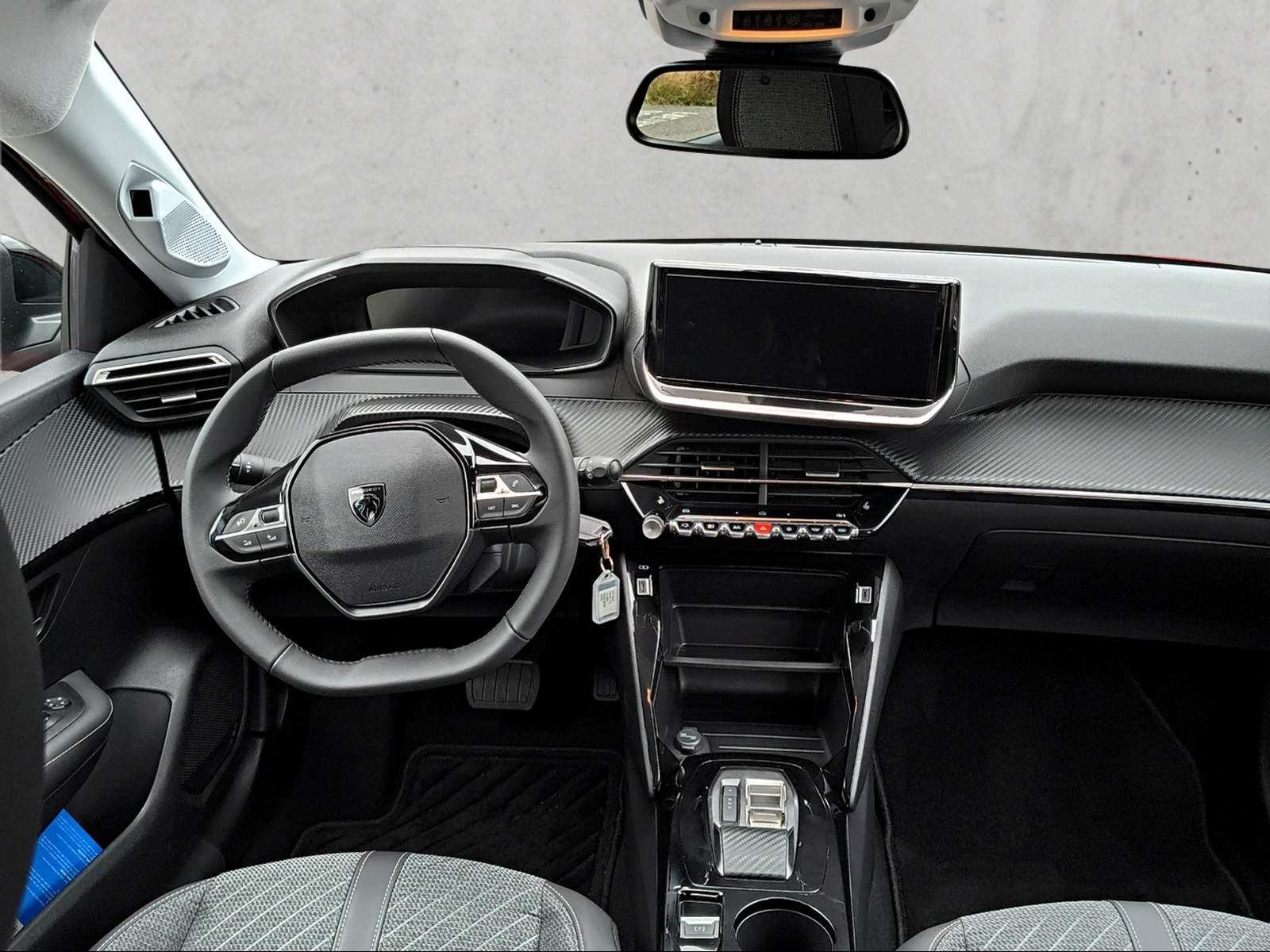 PEUGEOT 208 1.2 Hybrid Allure-image-12