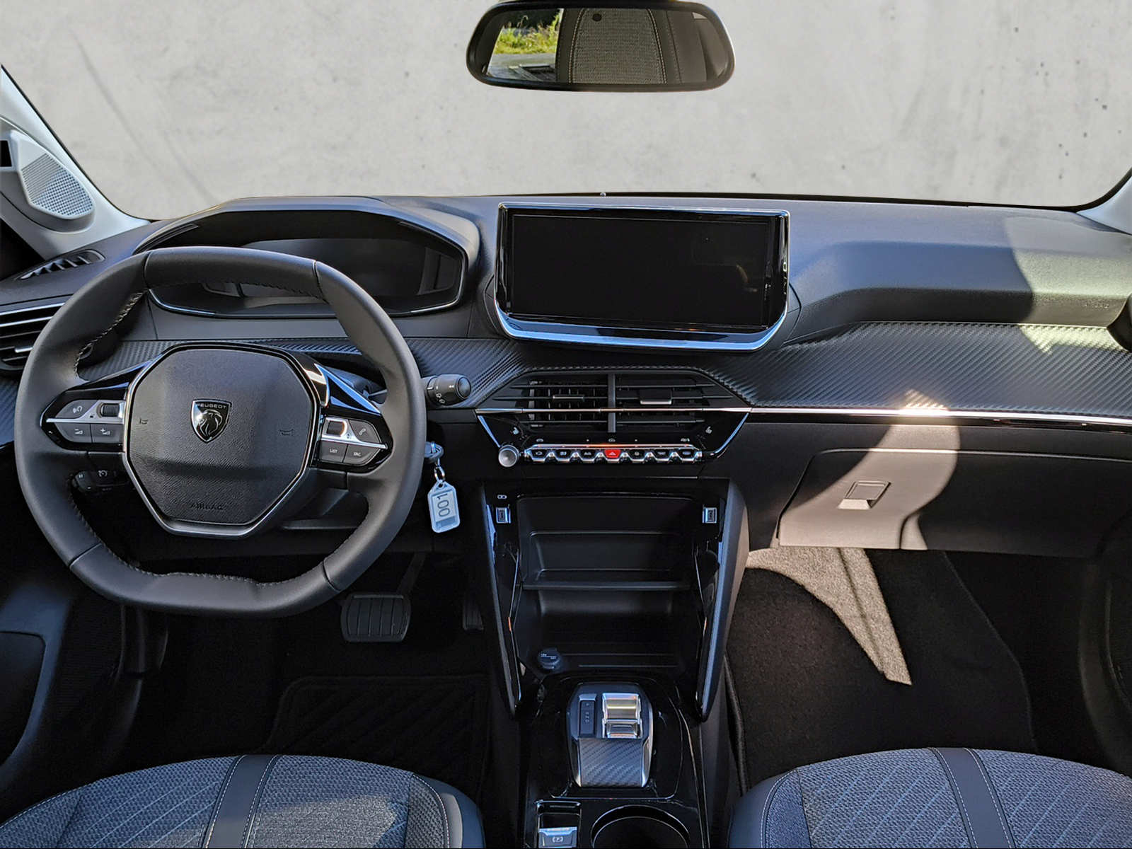 PEUGEOT 208 1.2 Hybrid Allure-image-12