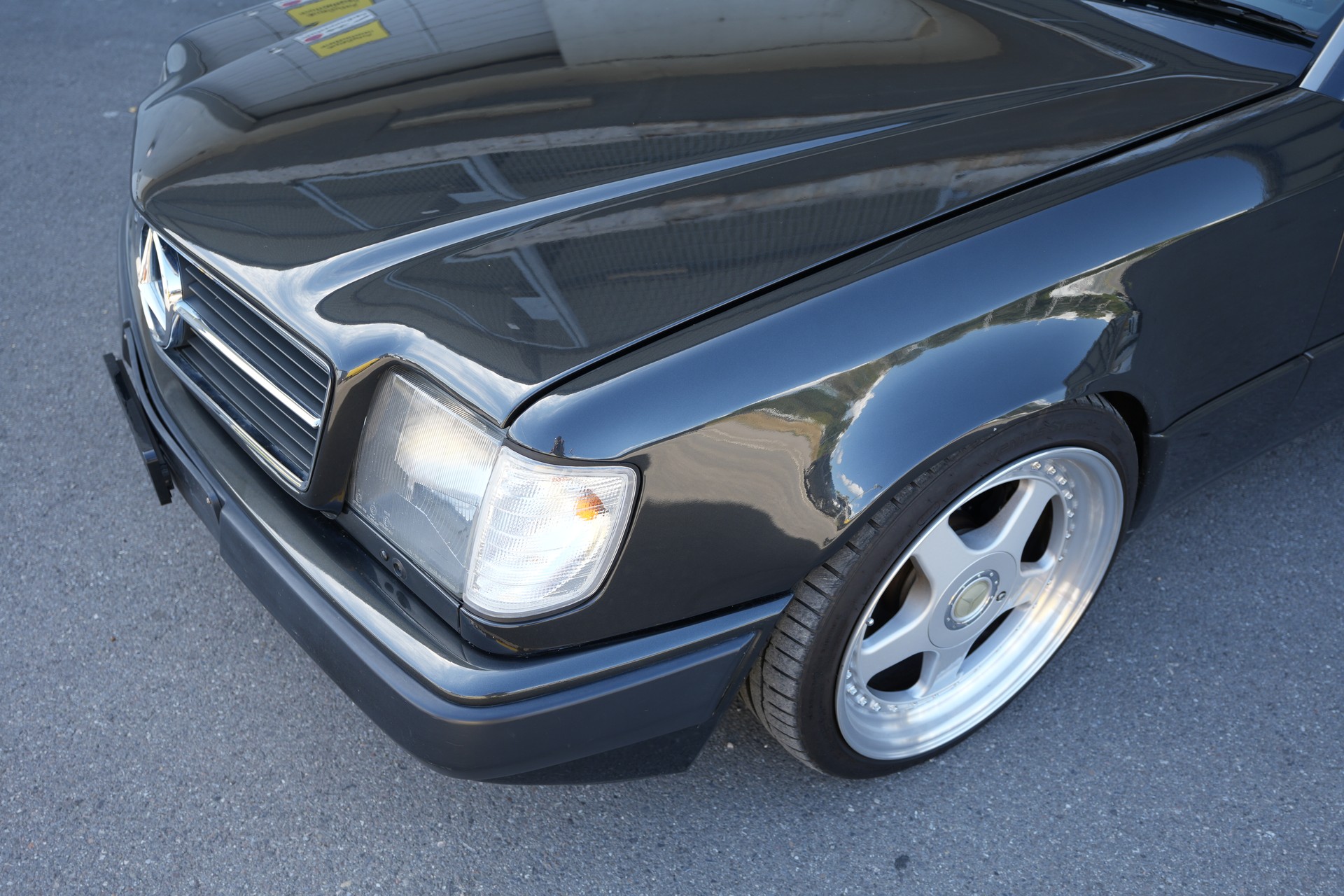 MERCEDES-BENZ 300 CE-image-4