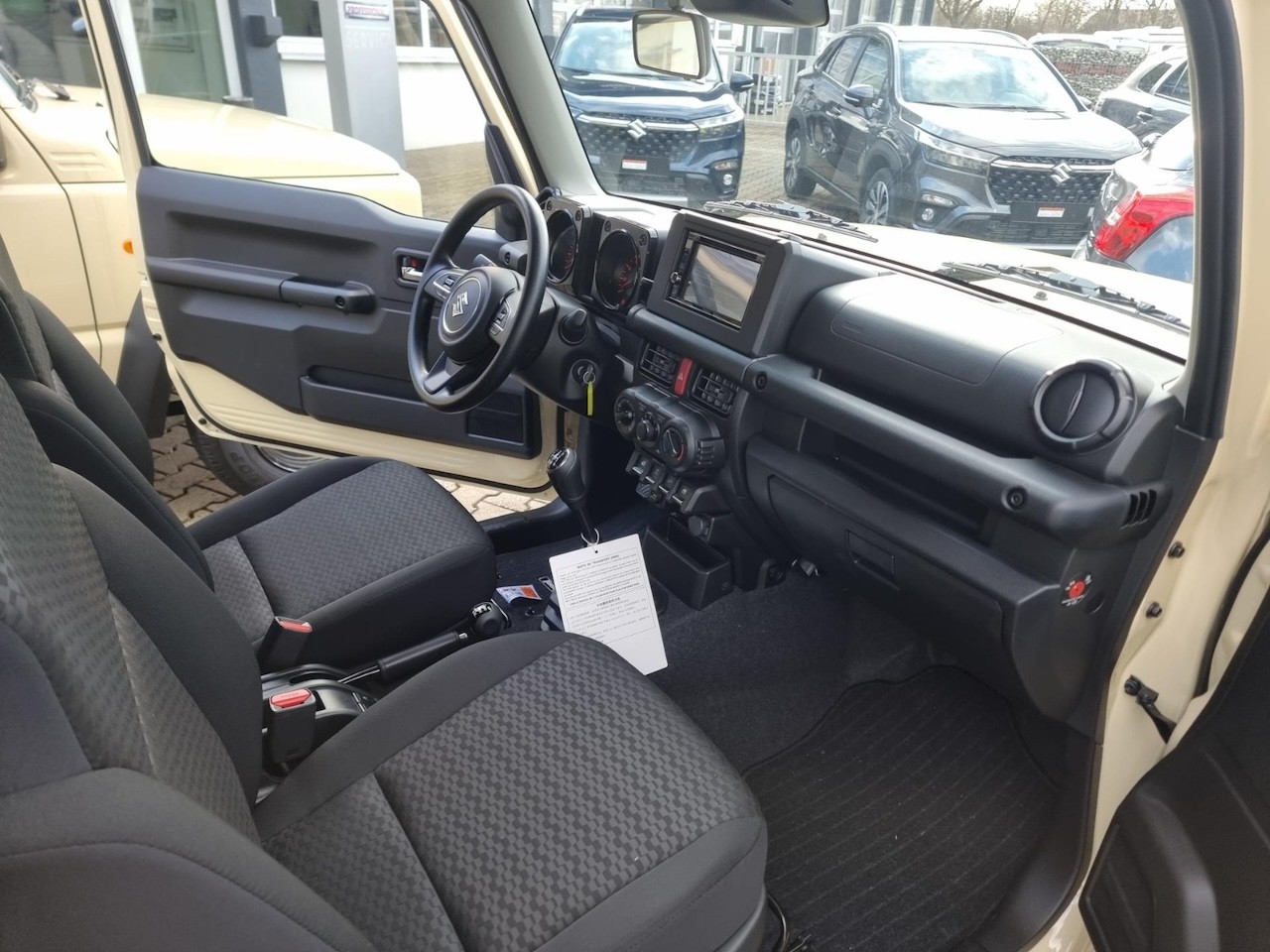 SUZUKI JIMNY 1.5 COMPACT+ 4x4 | 2 PLATZER | MANUEL | NAVIGATION-image-10