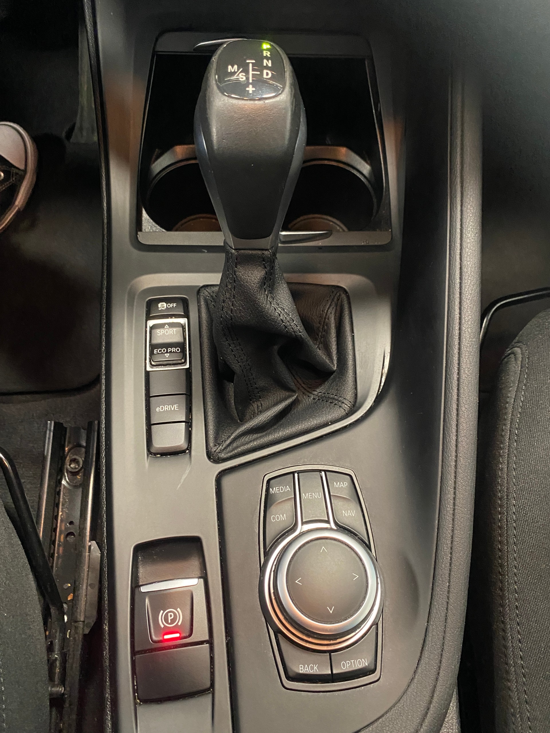 BMW X1 xDrive 25e Steptronic-image-10
