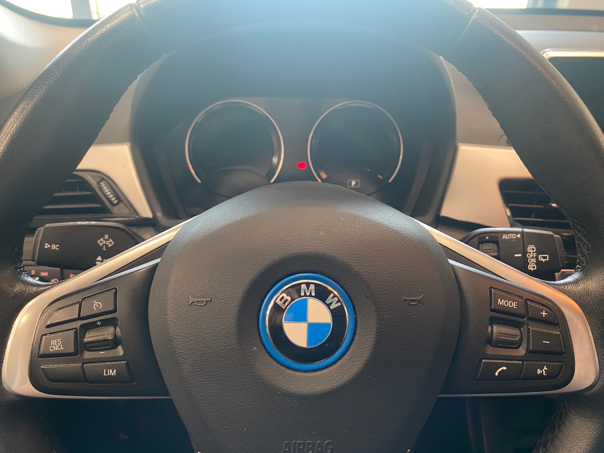 BMW X1 xDrive 25e Steptronic-image-9